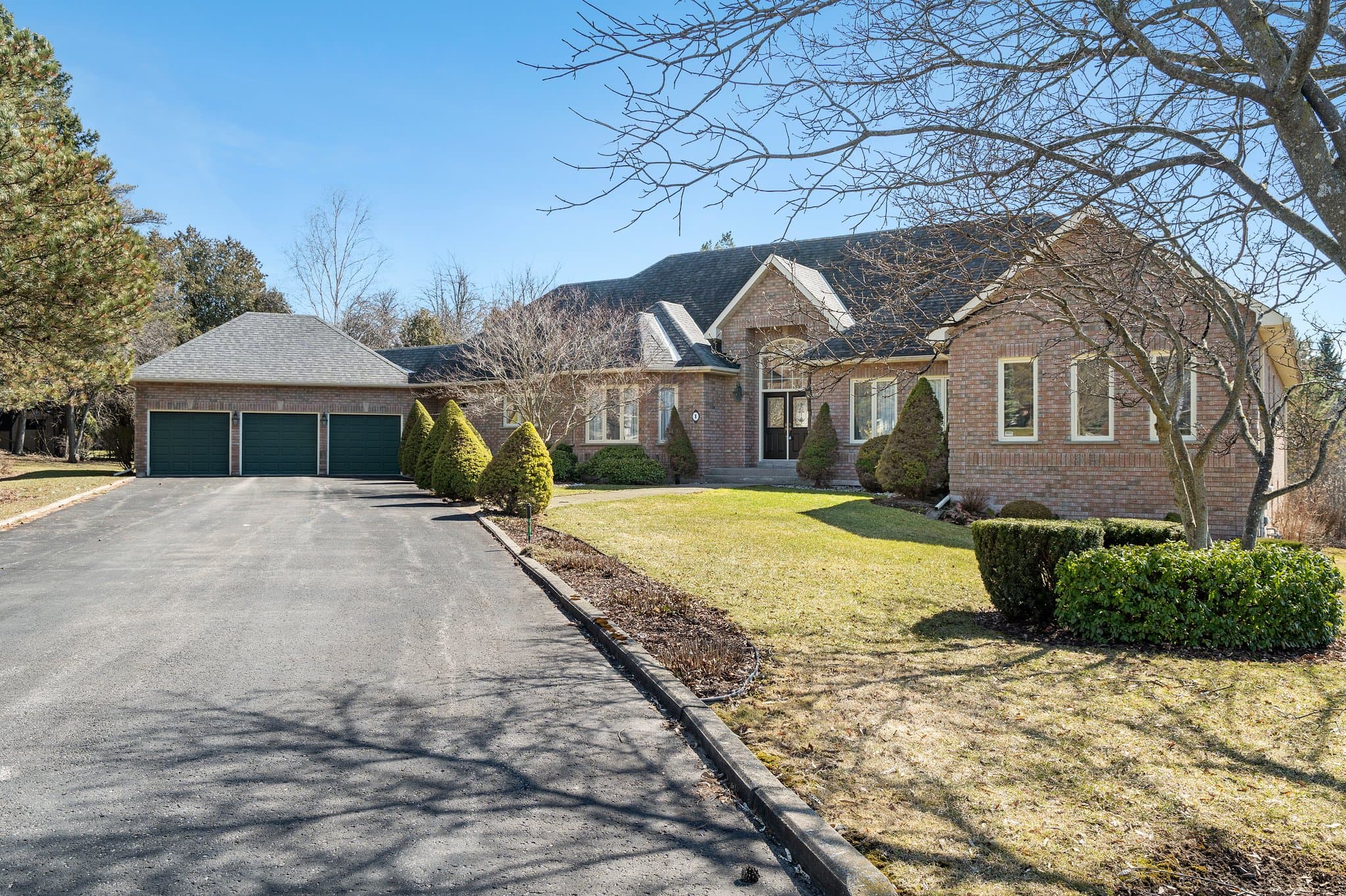 1 Cedar Ridge Rd Whitchurch-Stouffville, ON L0H 1G0