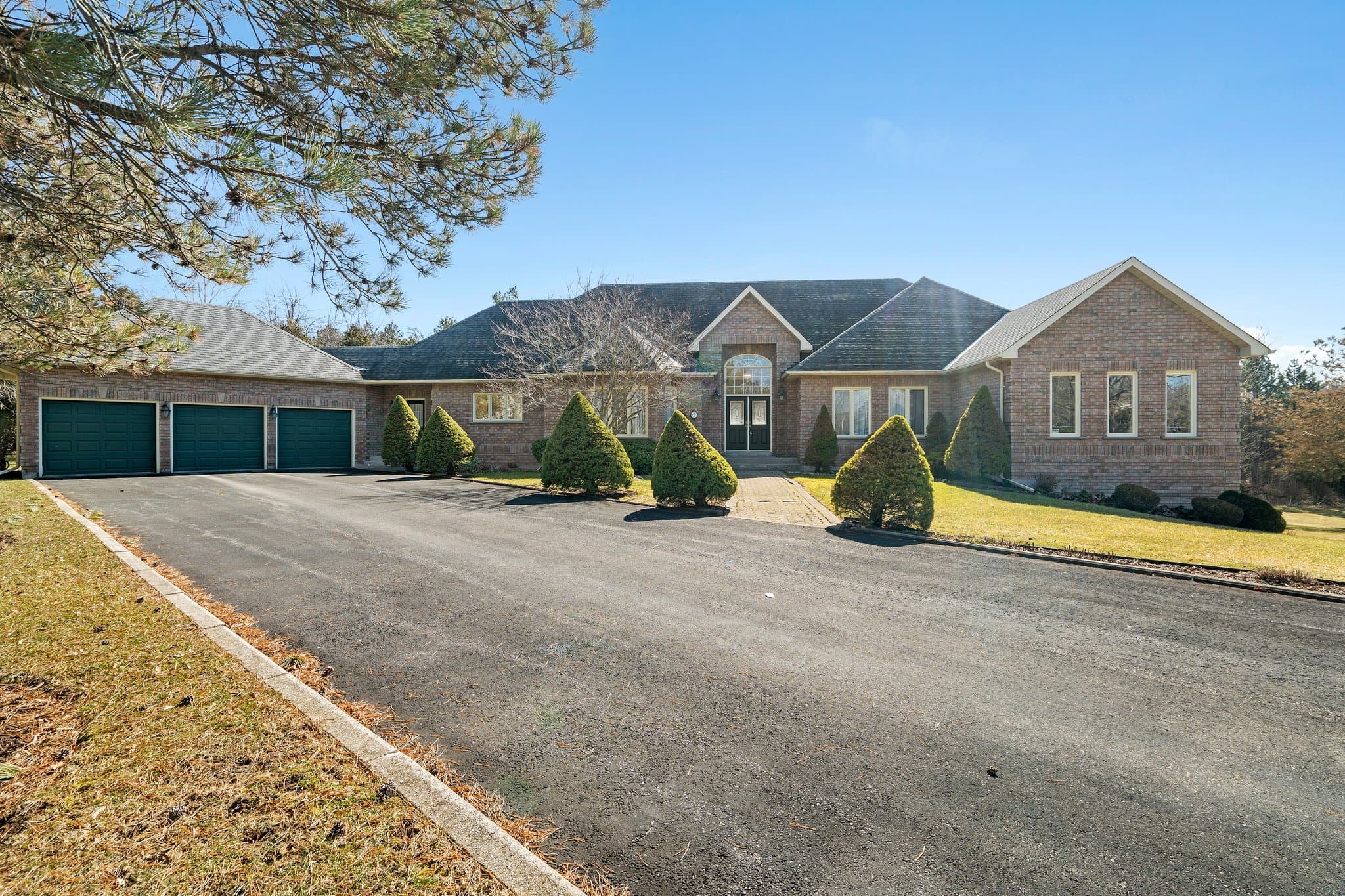 1 Cedar Ridge Rd Whitchurch-Stouffville, ON L0H 1G0