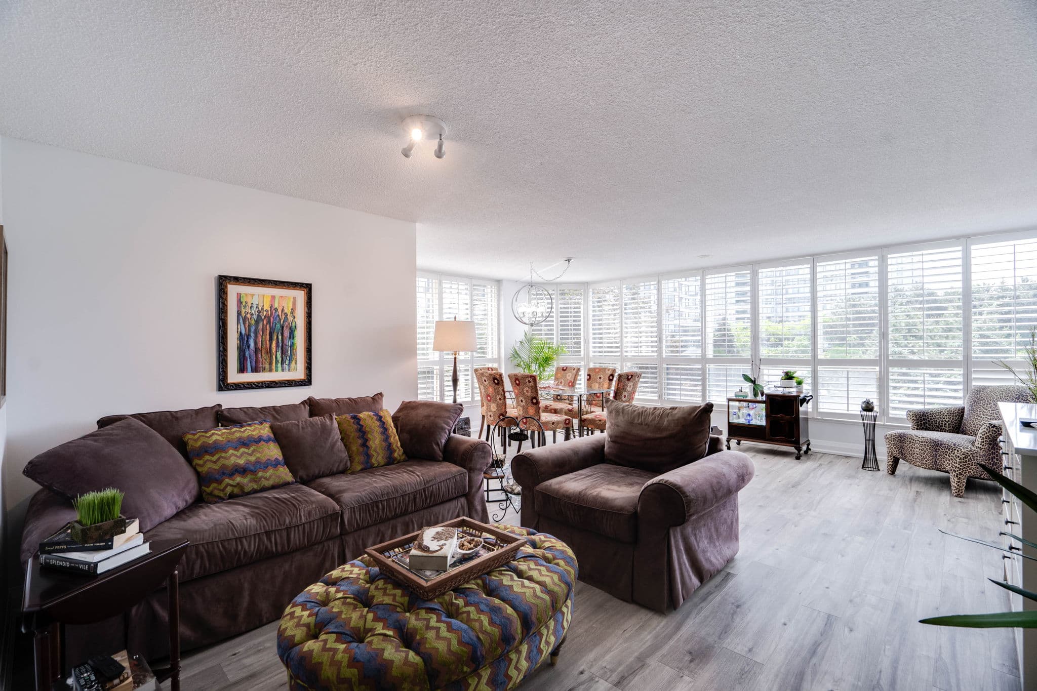 1 Clark Ave W 501 Vaughan, ON L4J 7Y6