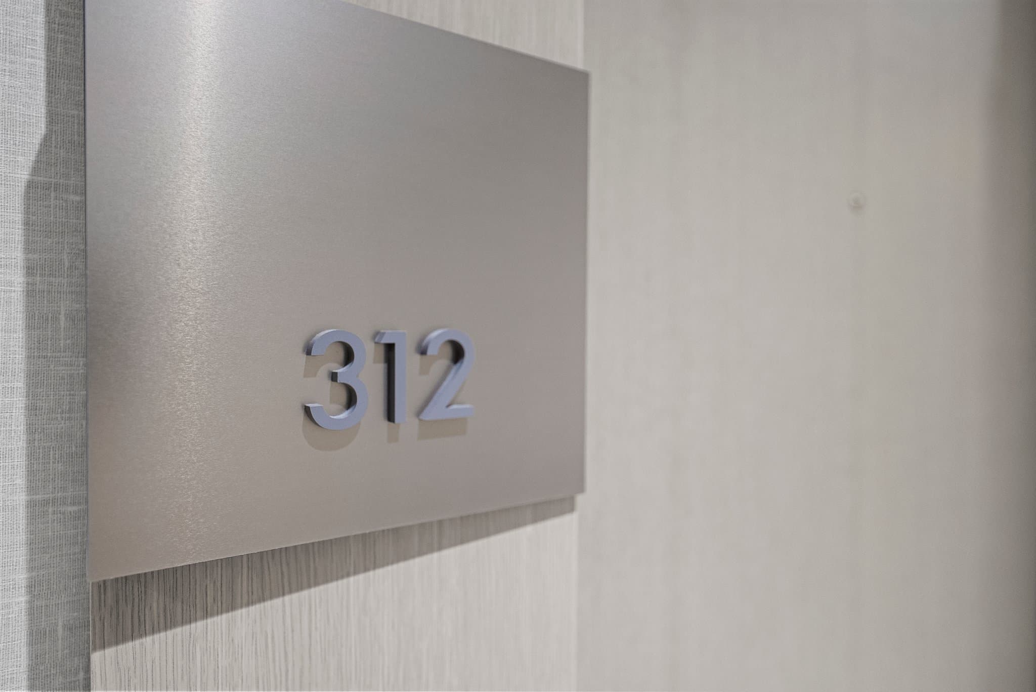 1 Edgewater Dr Unit 312 Toronto, ON M5A 0L1