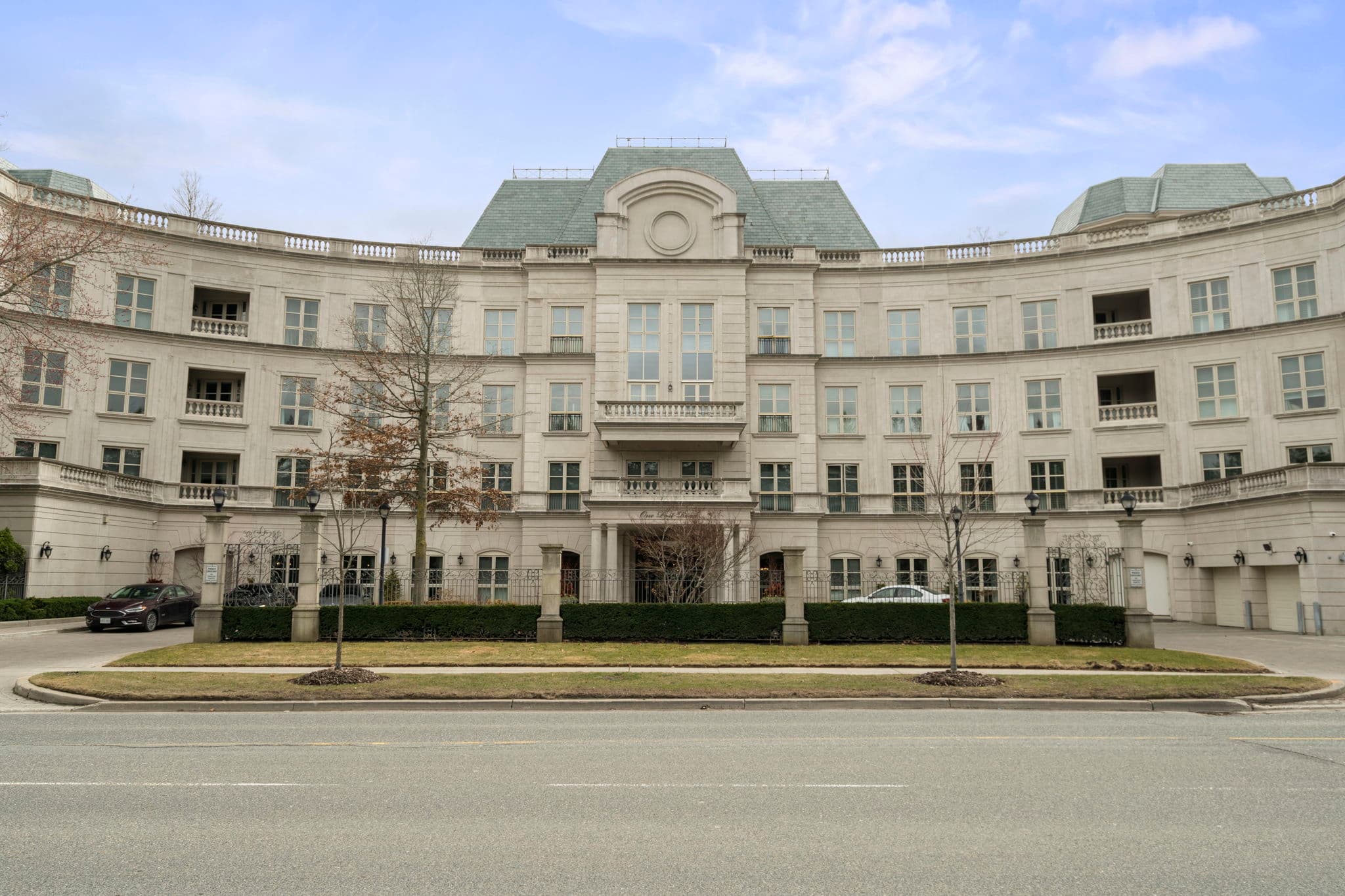 1 Post Rd Unit 106 Toronto, ON M3B 3R4