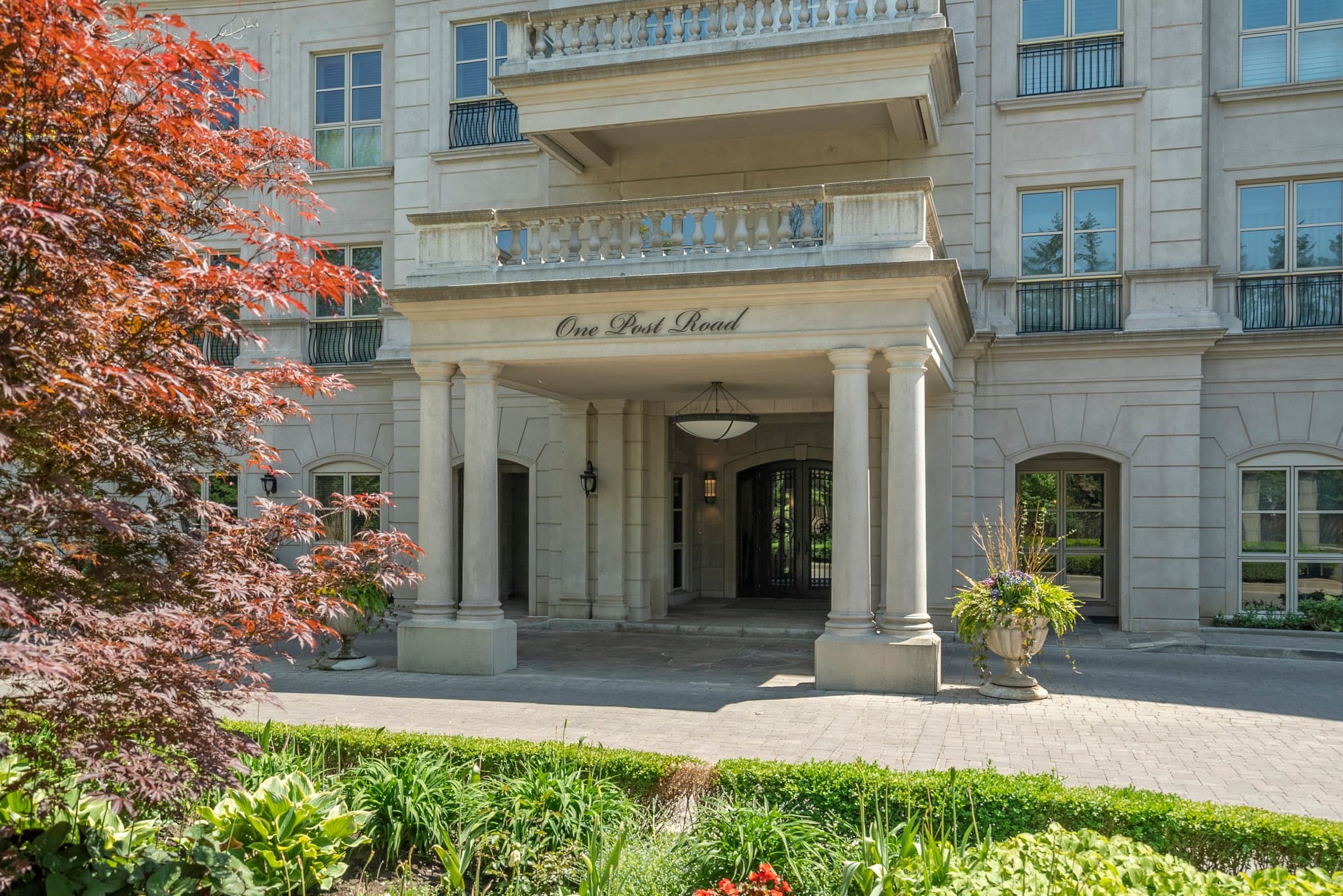 1 Post Rd Unit 204 Toronto, ON M3B 3R4