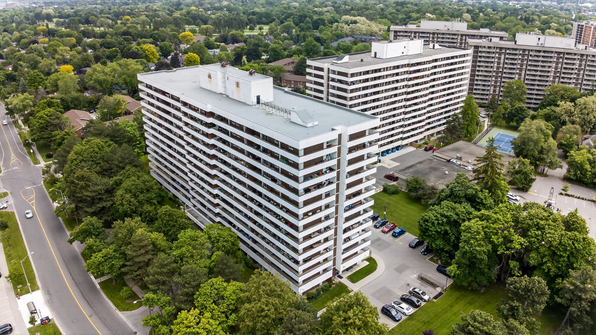 1 Royal Orchard Blvd Unit 102 Markham, ON L3T 3C1