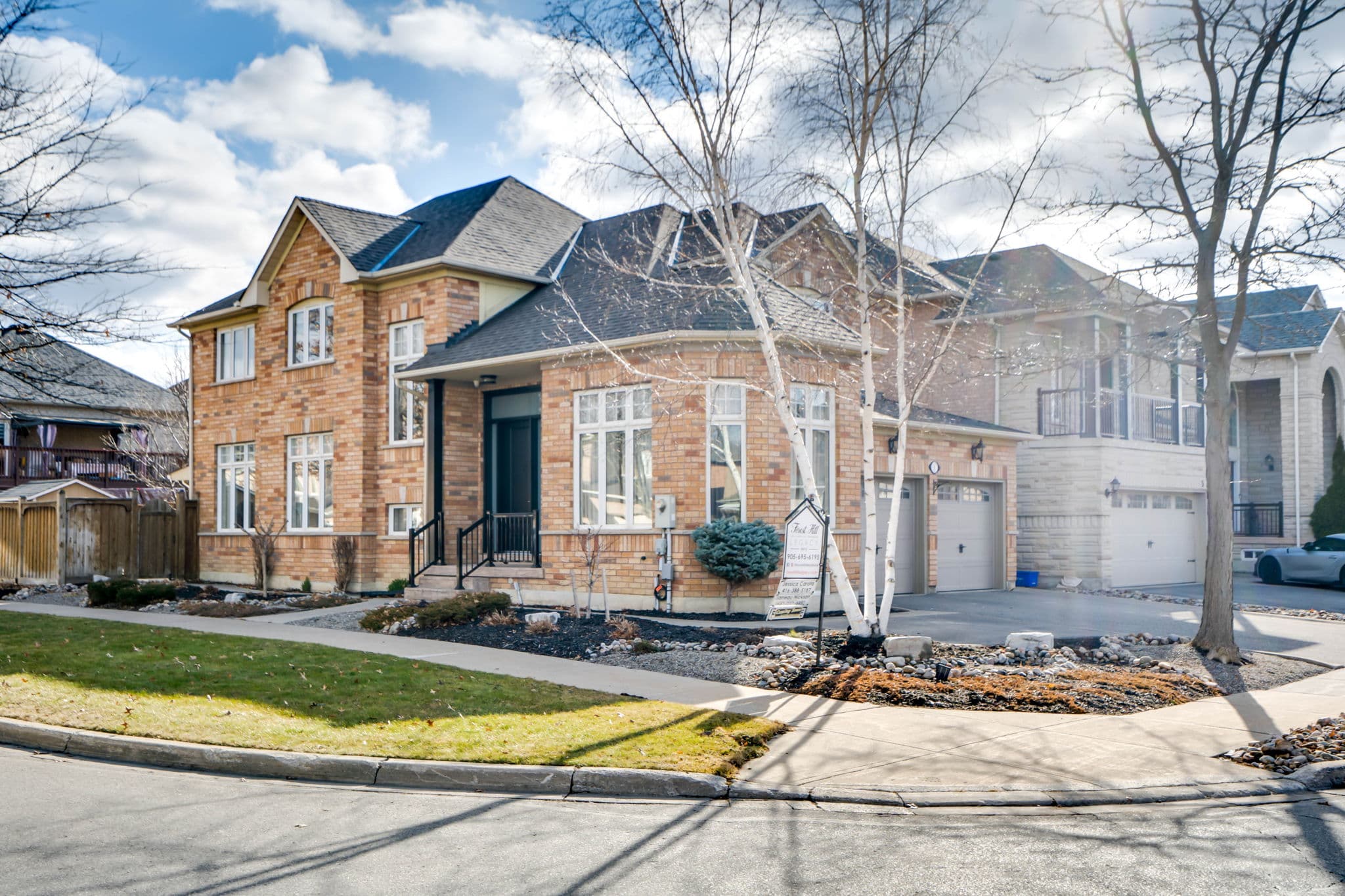 1 Silverado Trail Vaughan, ON L4H 1V7