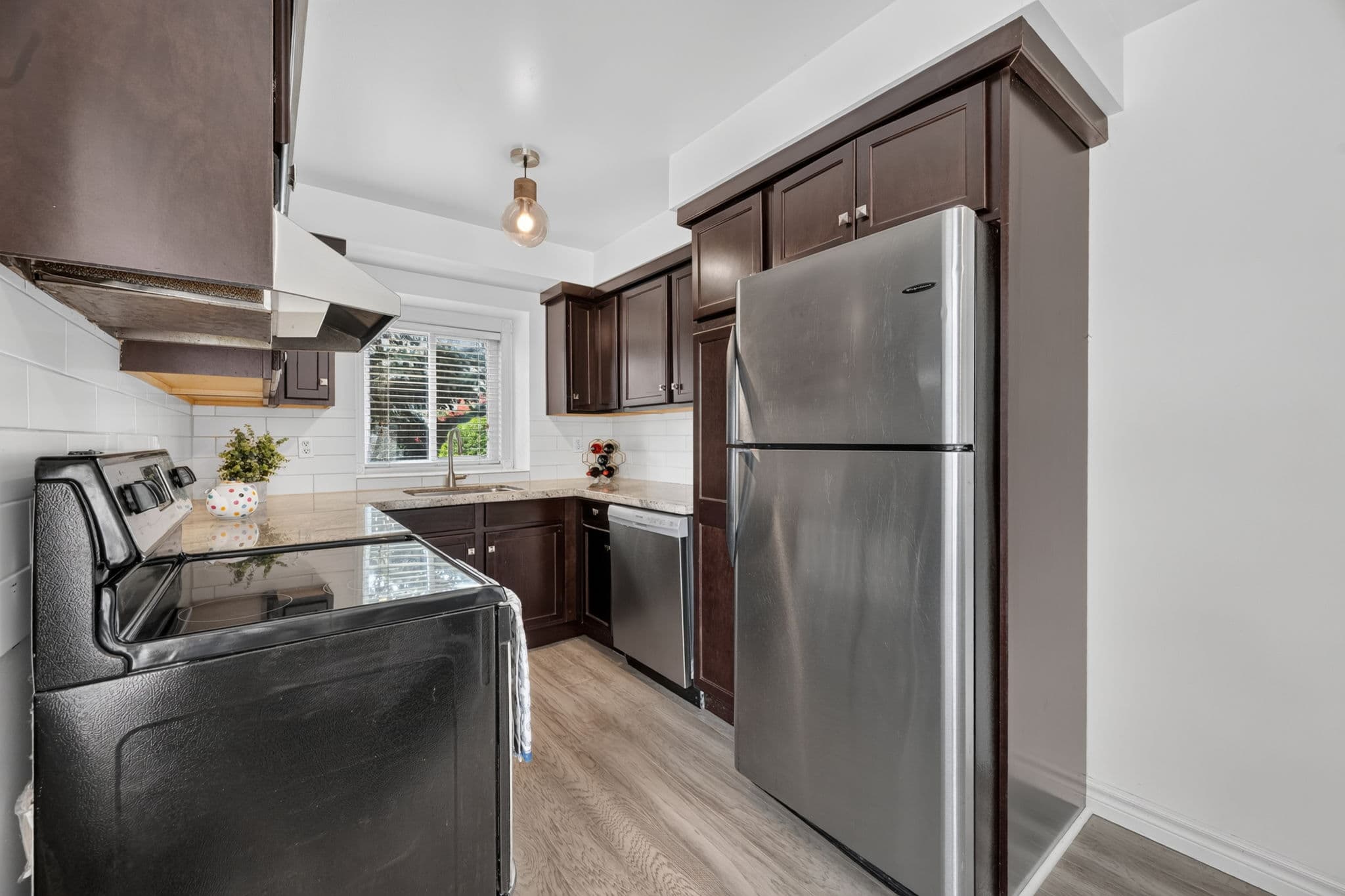 1 Teahouse Rd Vaughan, ON L4L 8Y5