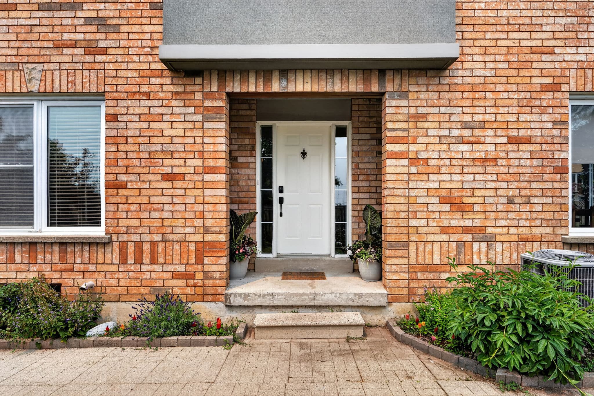 1 Teahouse Rd Vaughan, ON L4L 8Y5