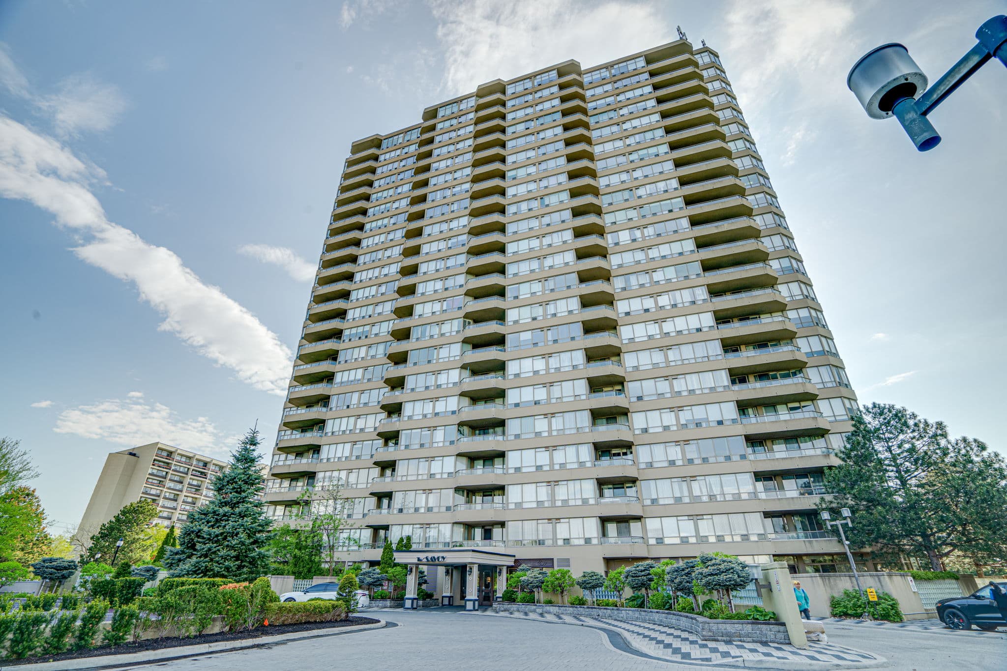 10 Torresdale Ave Unit 502 Toronto, ON M2R 3V8