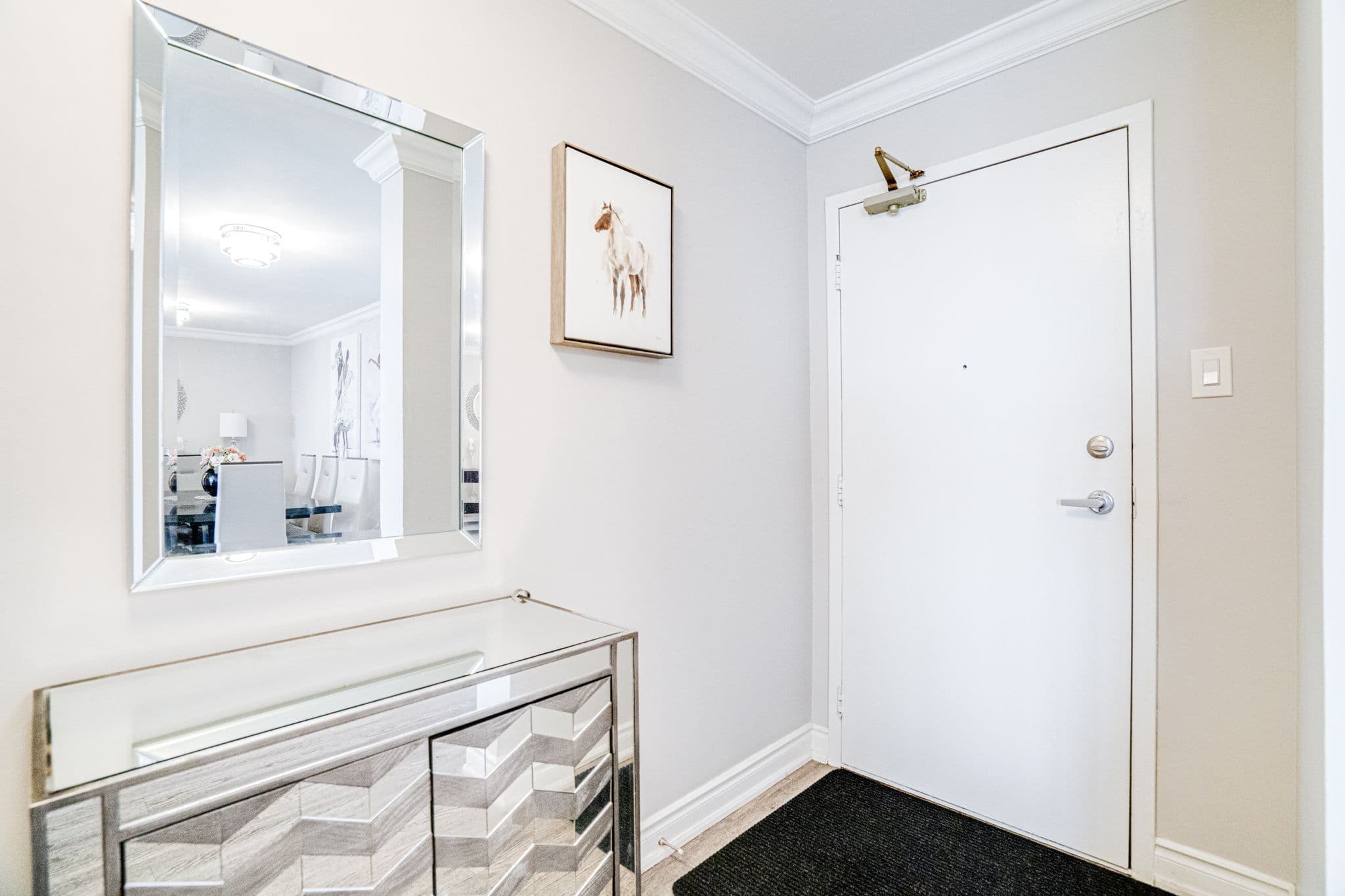 100 Antibes Dr Unit 2304 Toronto, ON M2R 3N1