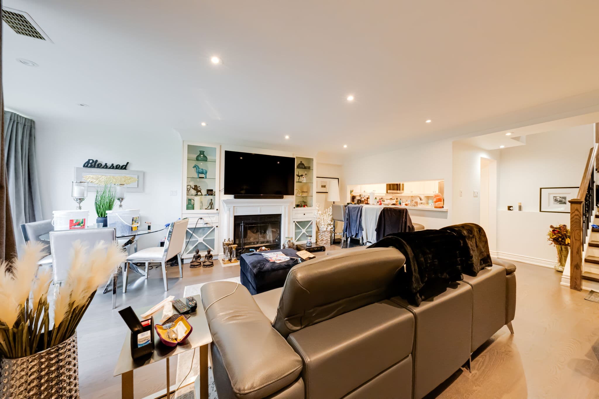 100 Arbors Ln #5 Vaughan, ON L4L 7G4