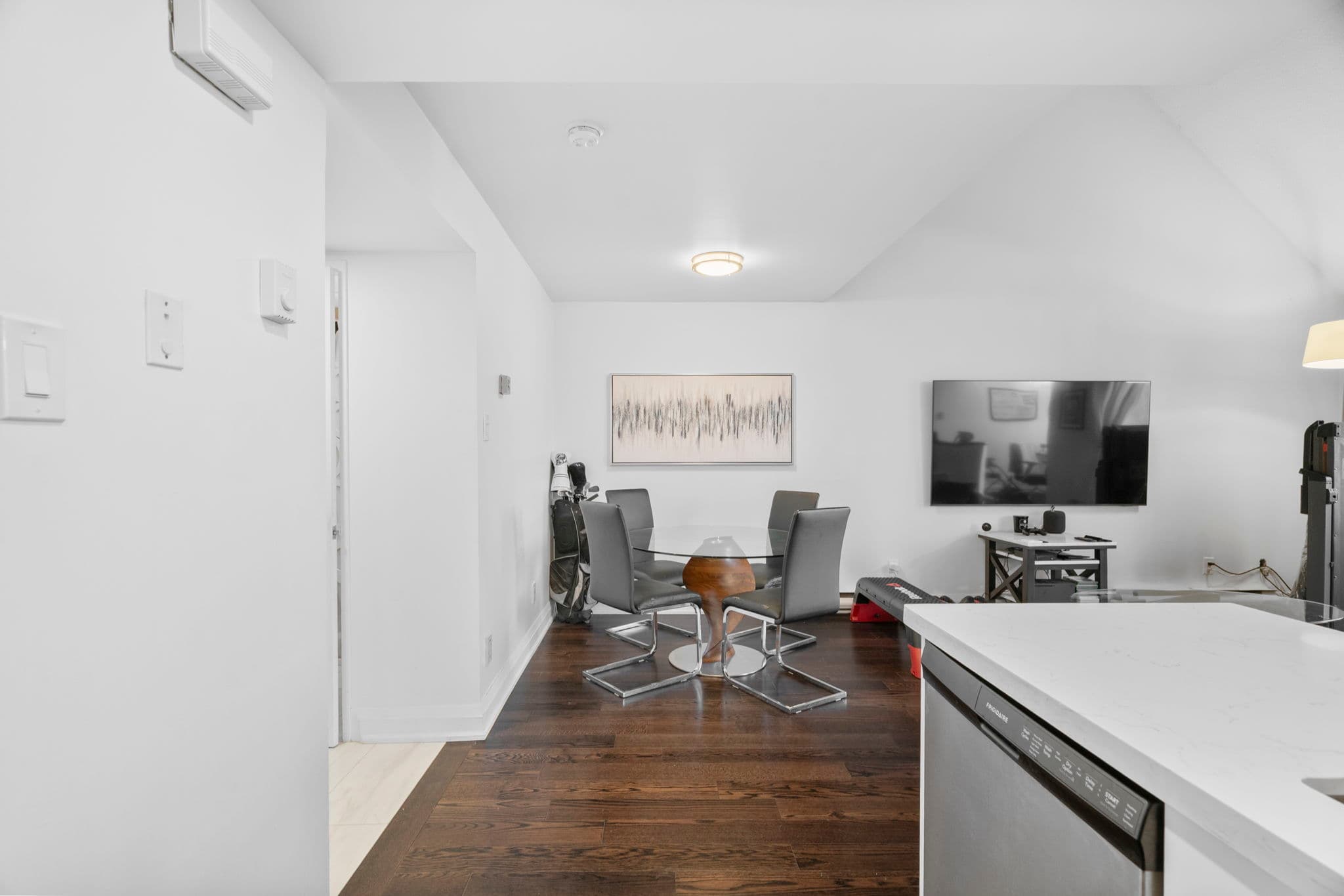 100 Bronte Rd Unit 416 Oakville, ON L6L 3B7