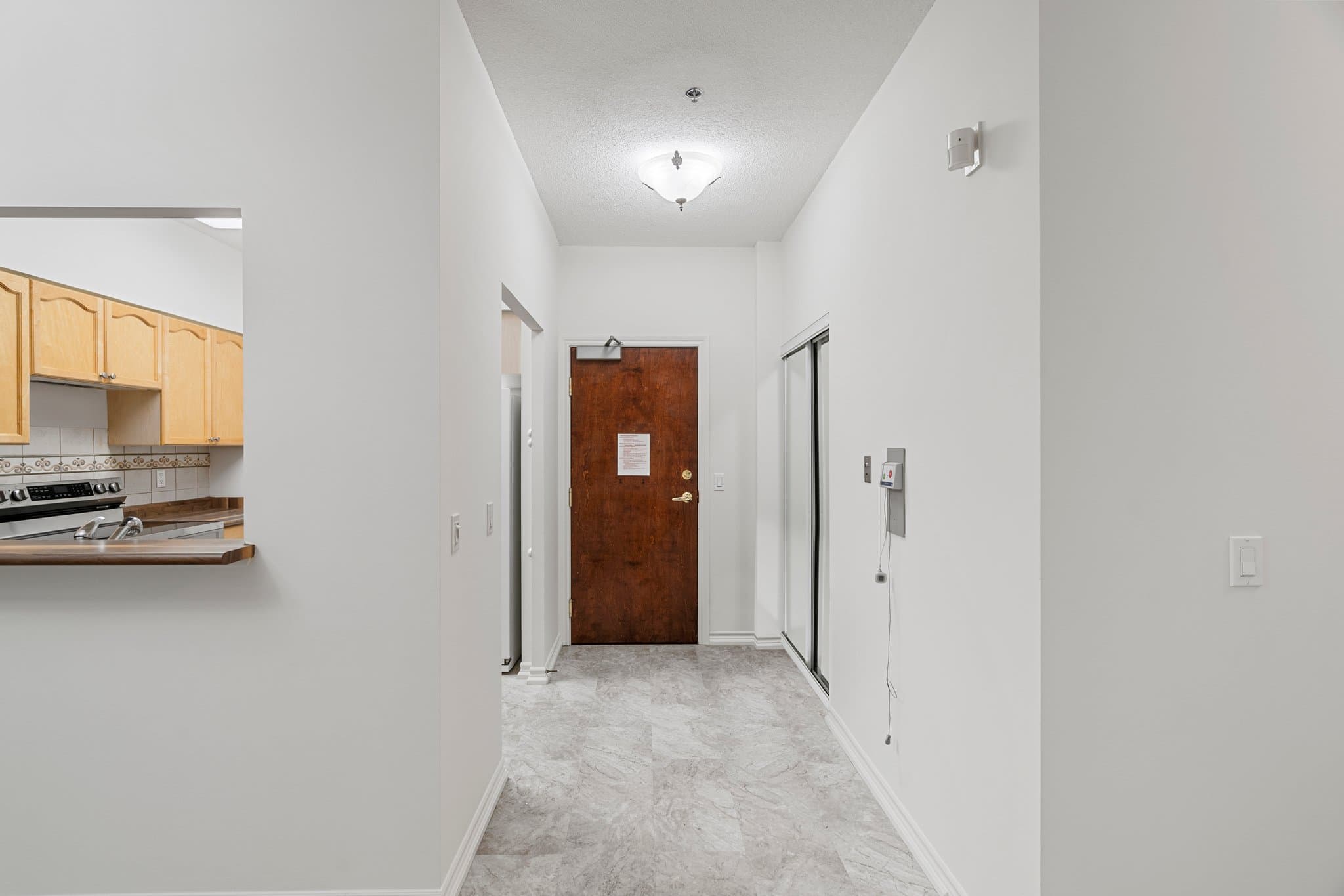 100 Burloak Dr Unit 1104 Burlington, ON L7L