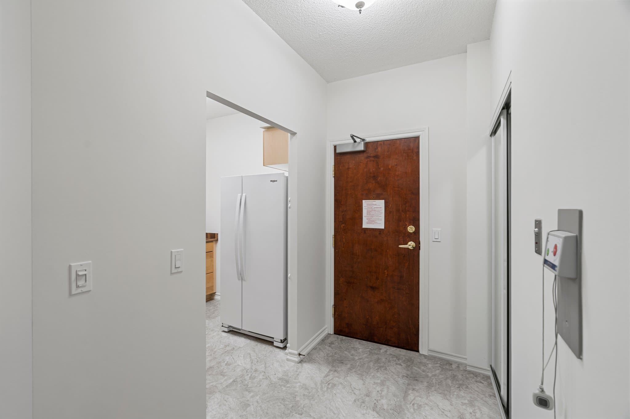 100 Burloak Dr Unit 1104 Burlington, ON L7L