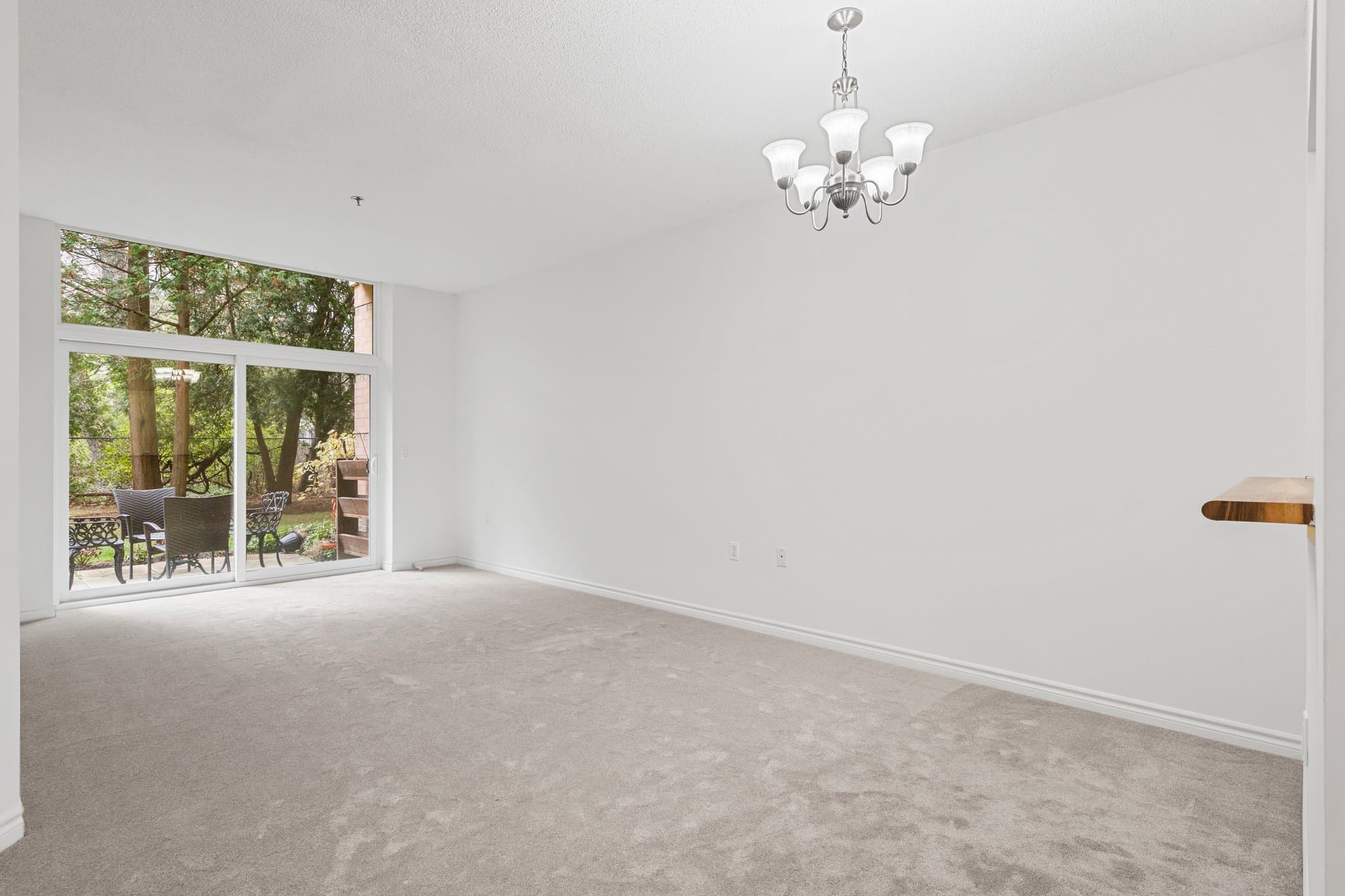 100 Burloak Dr Unit 1104 Burlington, ON L7L