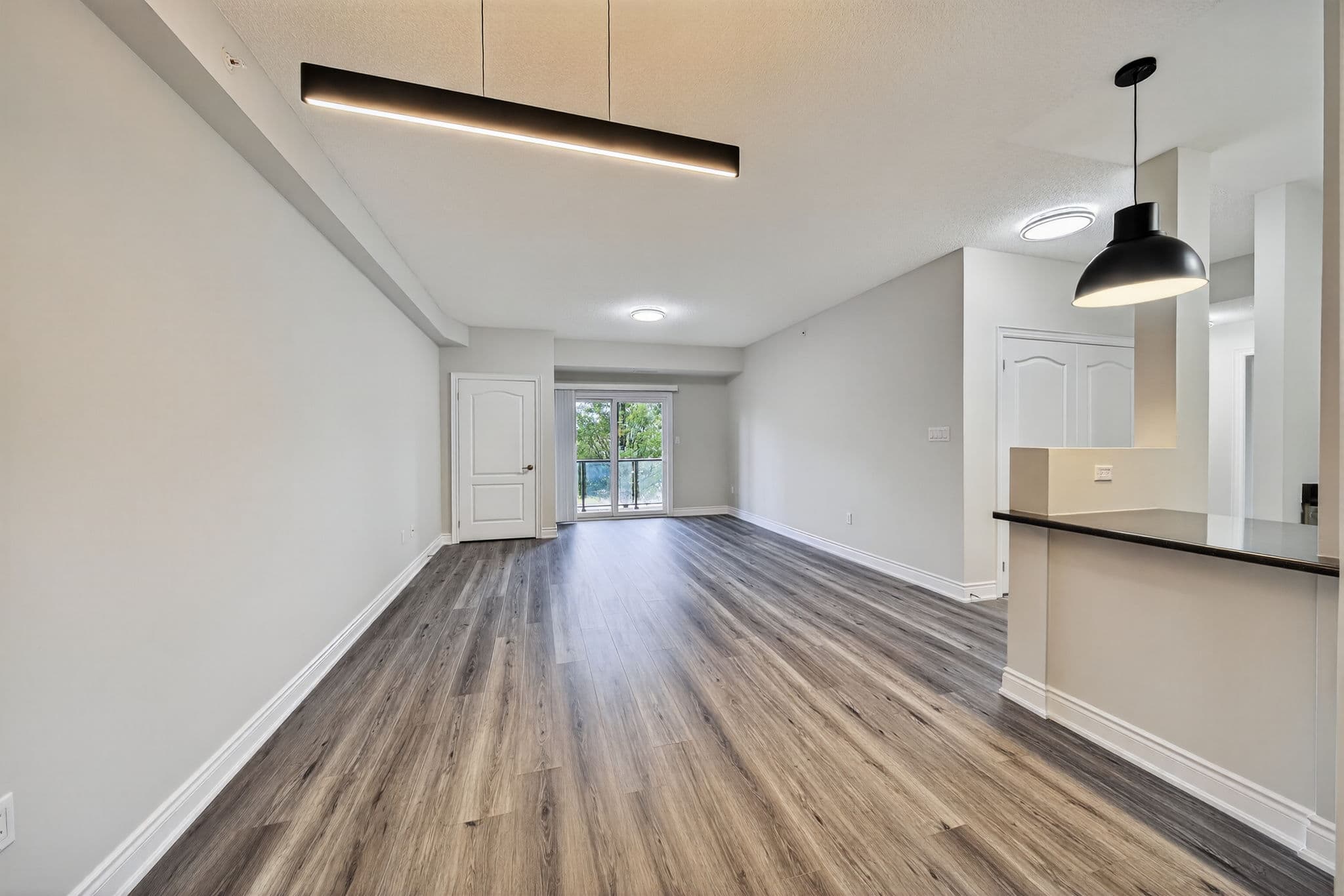 100 Dean Ave Unit 106 Barrie, ON L4N 0V4