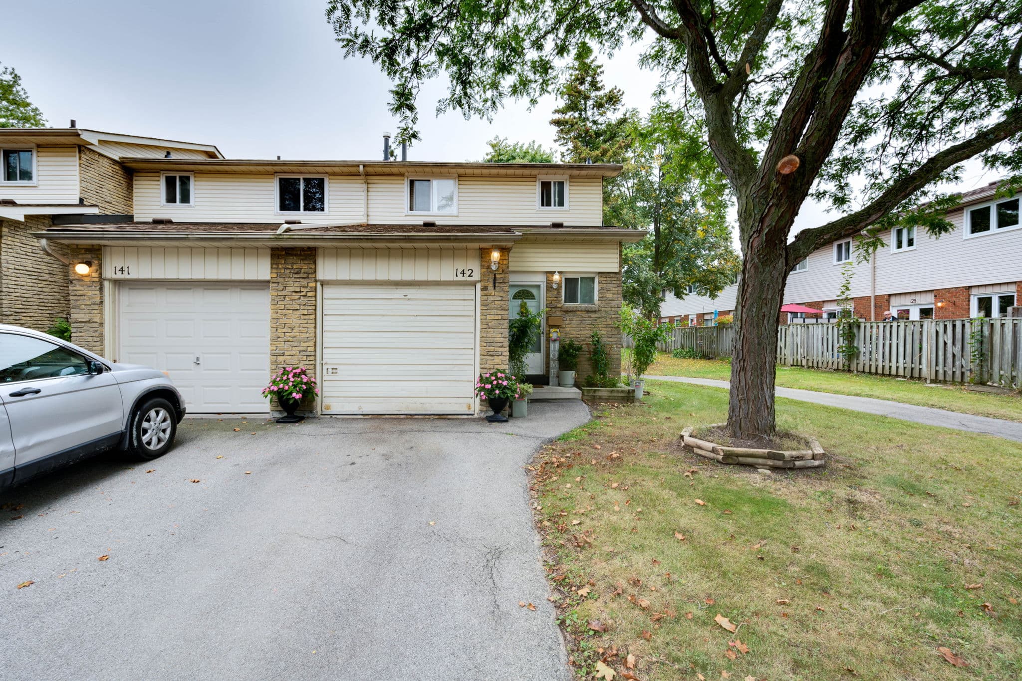 100 Quigley Rd Unit 142 Hamilton, ON L8K 6J1