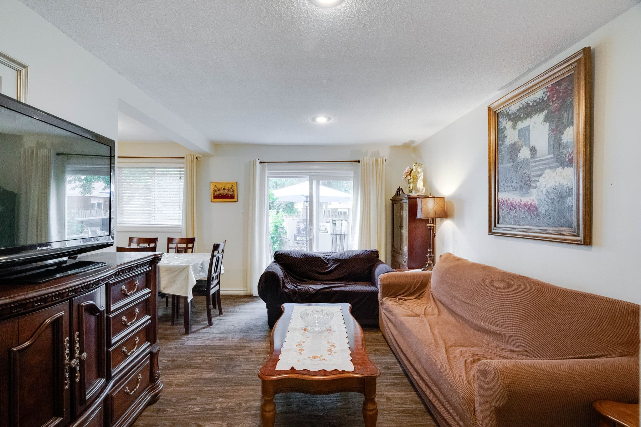 100 Quigley Rd Unit 142 Hamilton, ON L8K 6J1