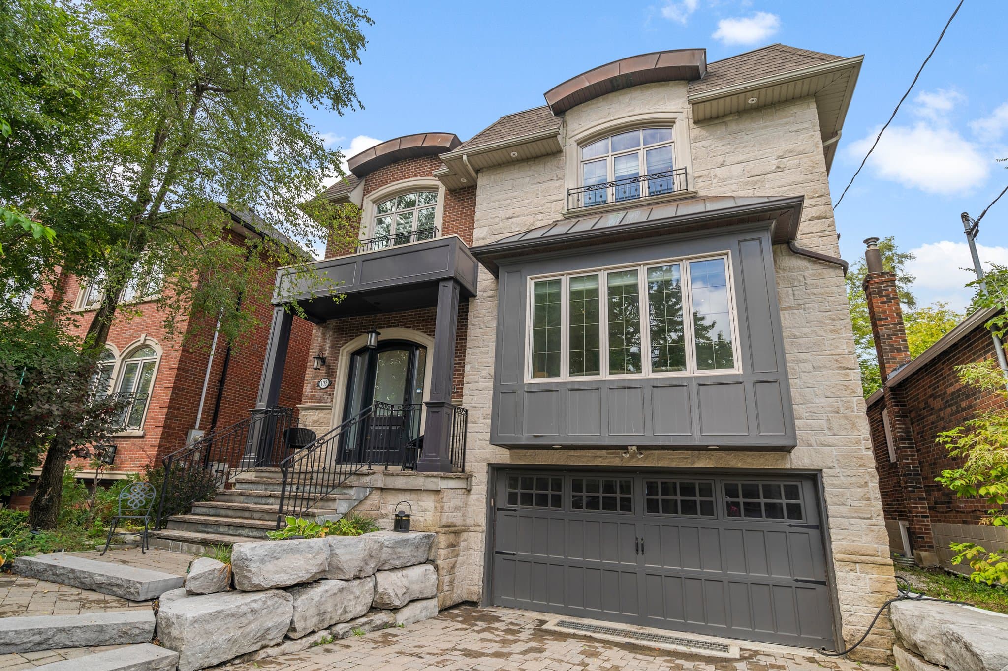 102 Carmichael Ave Toronto, ON M5M 2W9