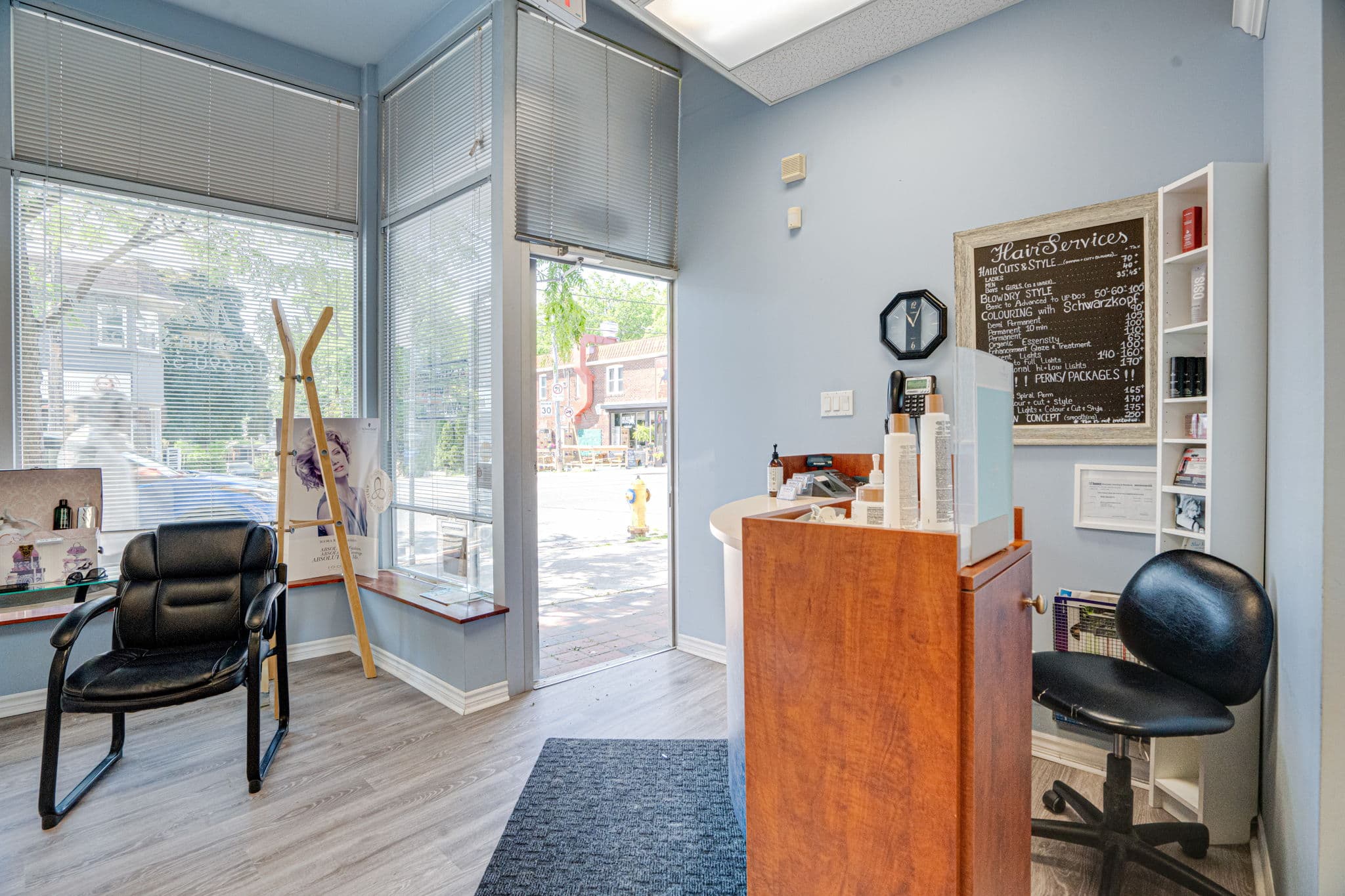 1024 Kingston Rd Toronto, ON M4E 1T4