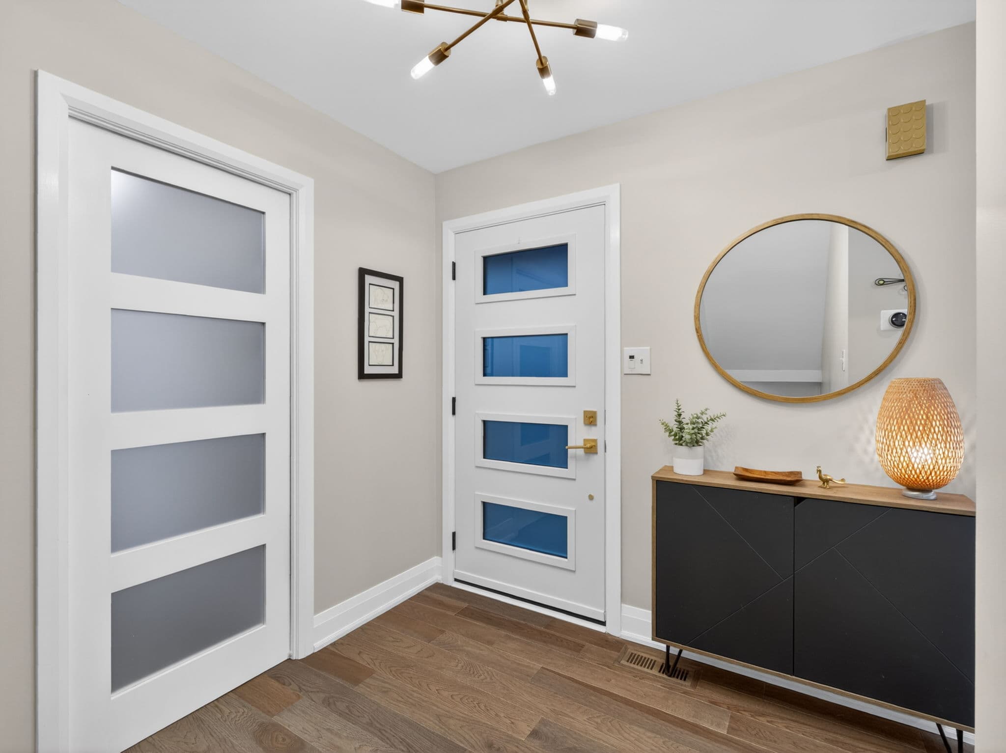 103 Eleanor Cir Richmond Hill, ON L4C 6K6