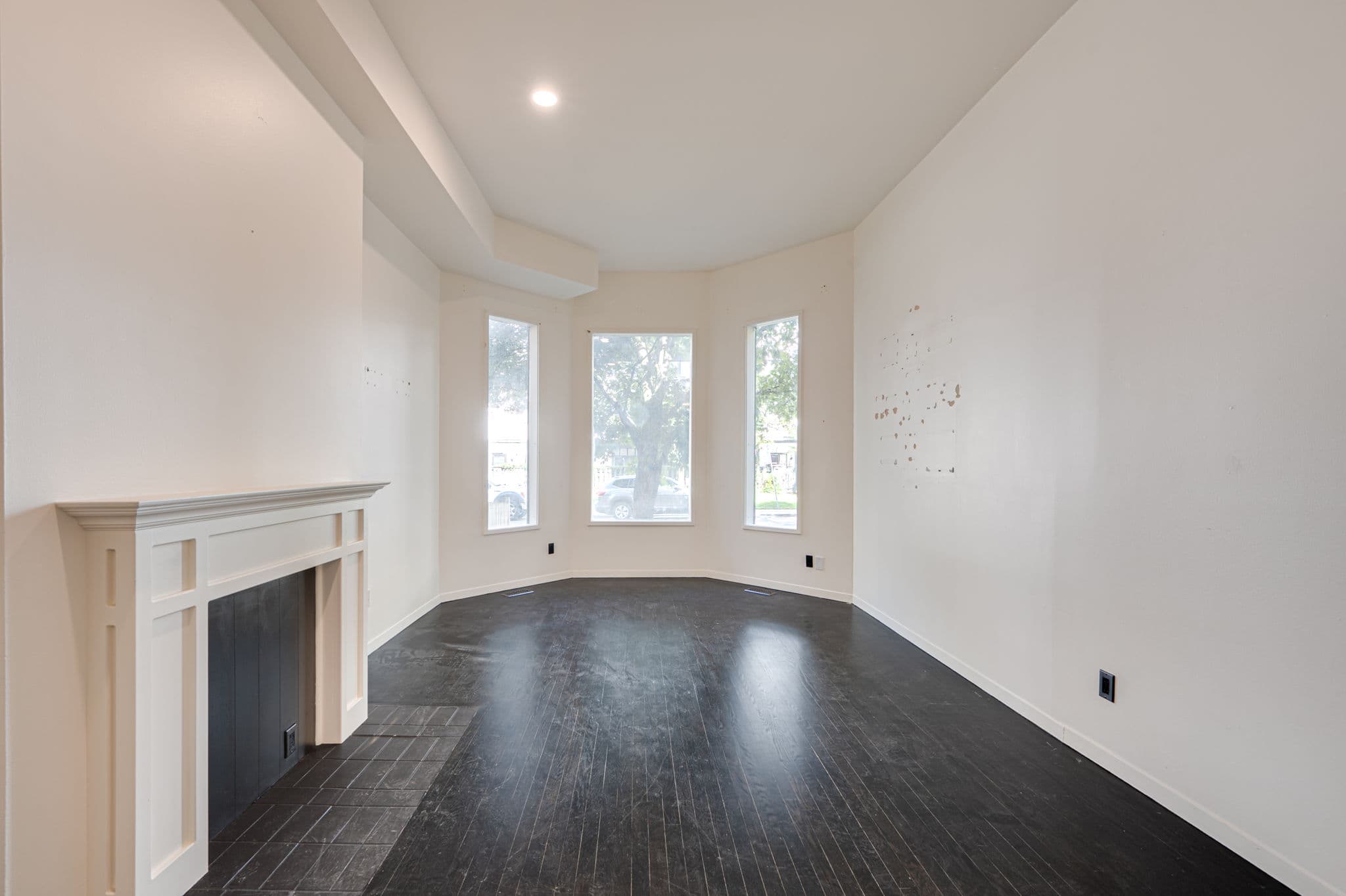103 Gloucester St Toronto, ON M4Y 1M2