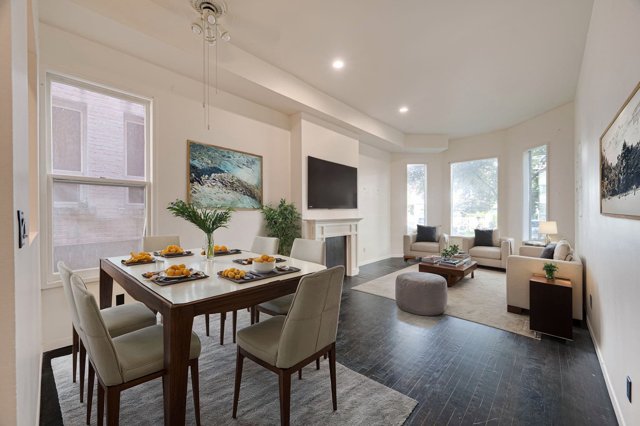 103 Gloucester St Toronto, ON M4Y 1M2