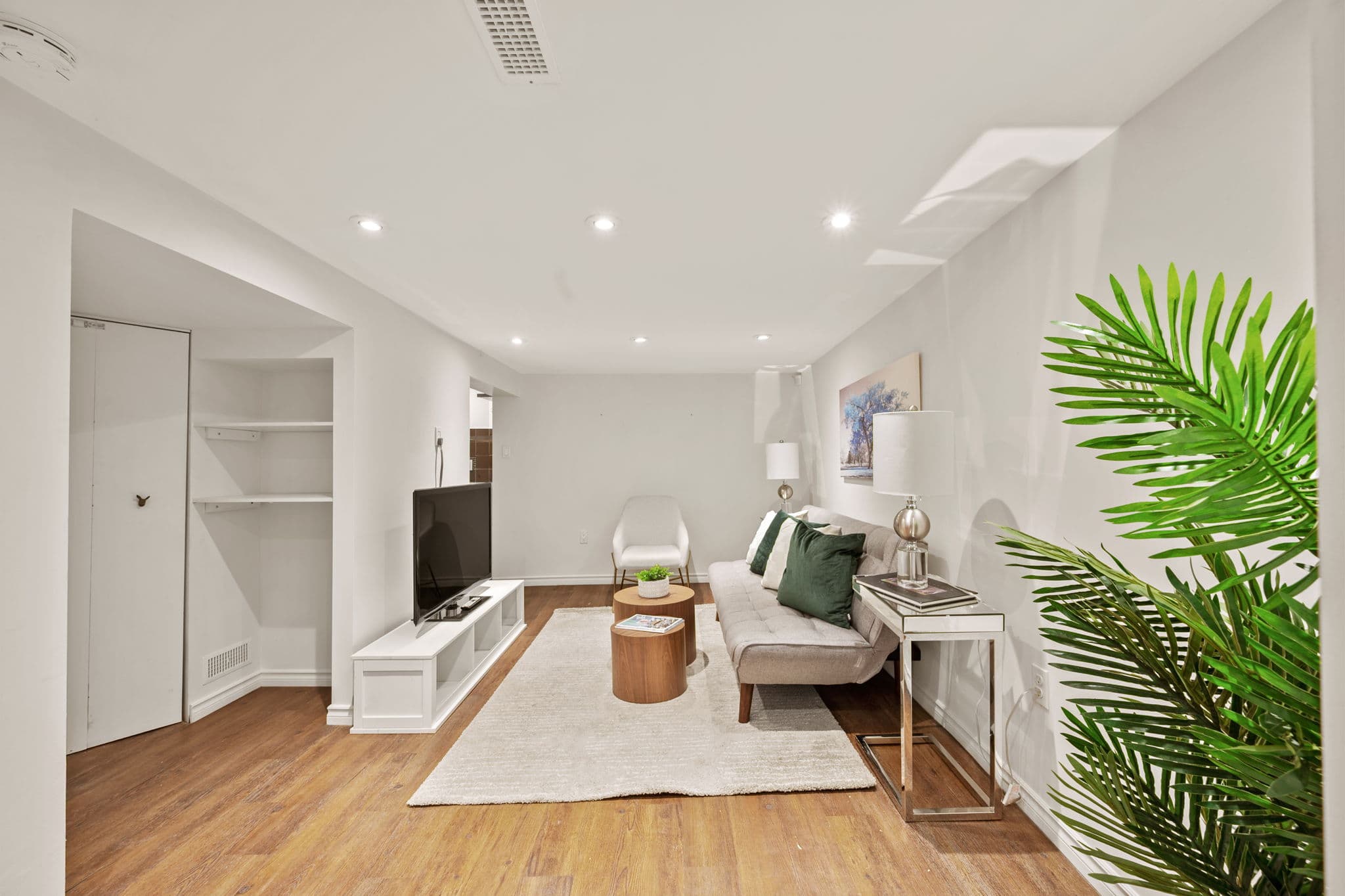 103 Manning Ave Toronto, ON M6J 2K6