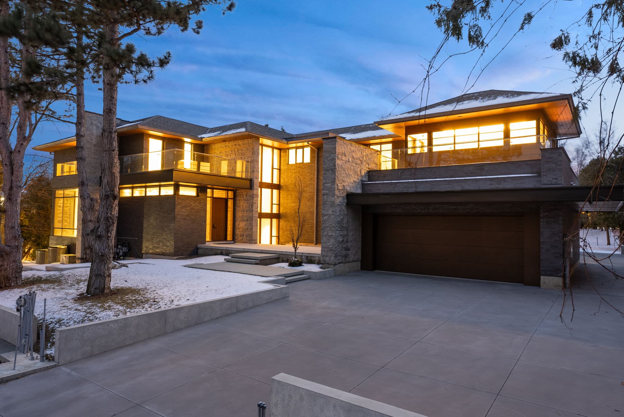 103 Old Colony Rd Toronto, ON M2L 2K3