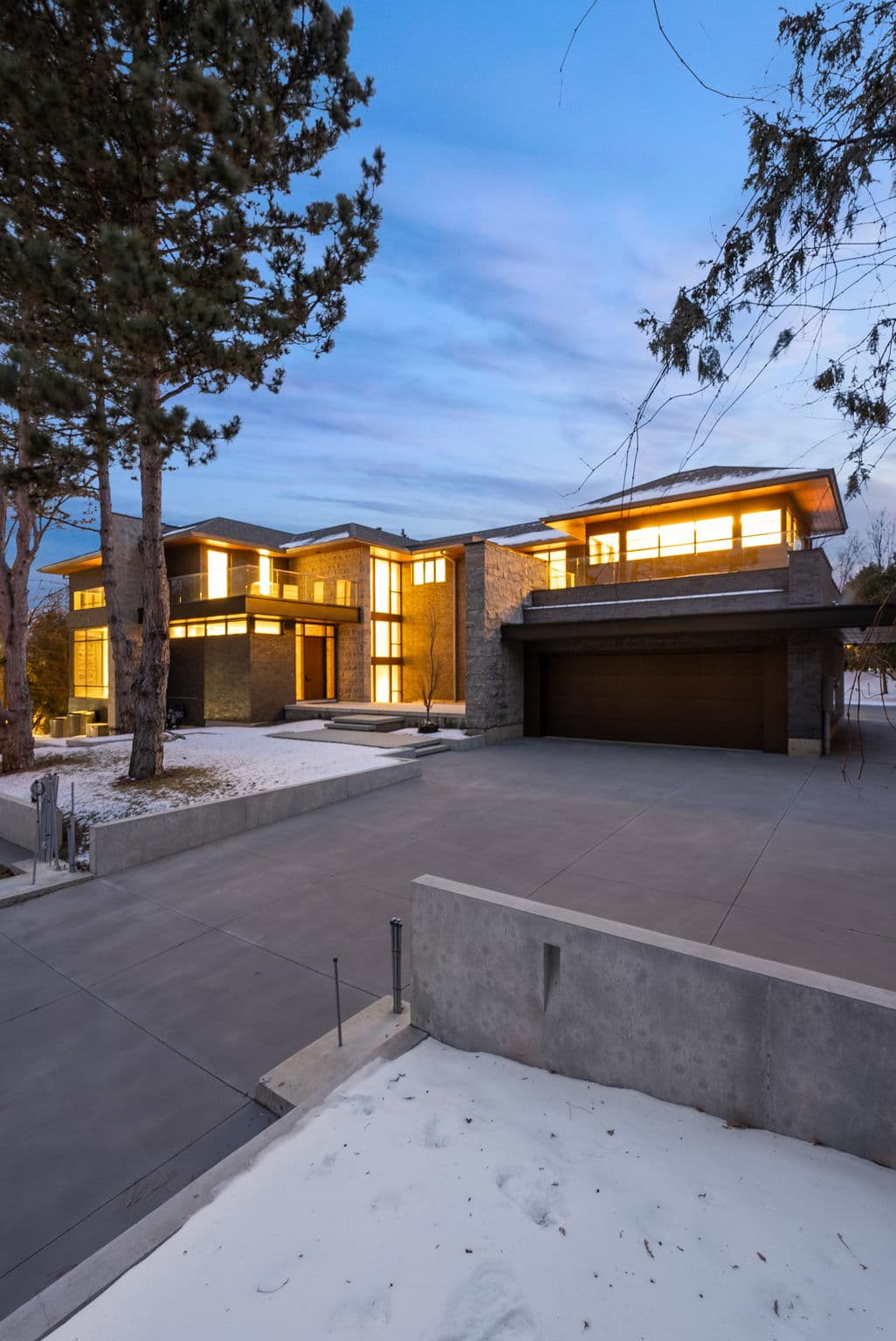 103 Old Colony Rd Toronto, ON M2L 2K3