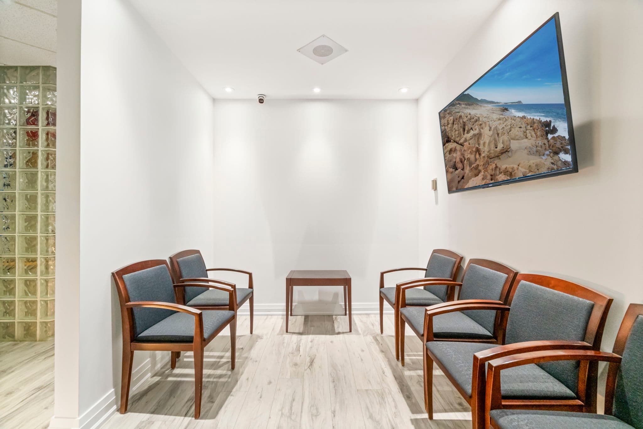 1033 Bay St. Unit 315 Toronto, ON M5S 3A5