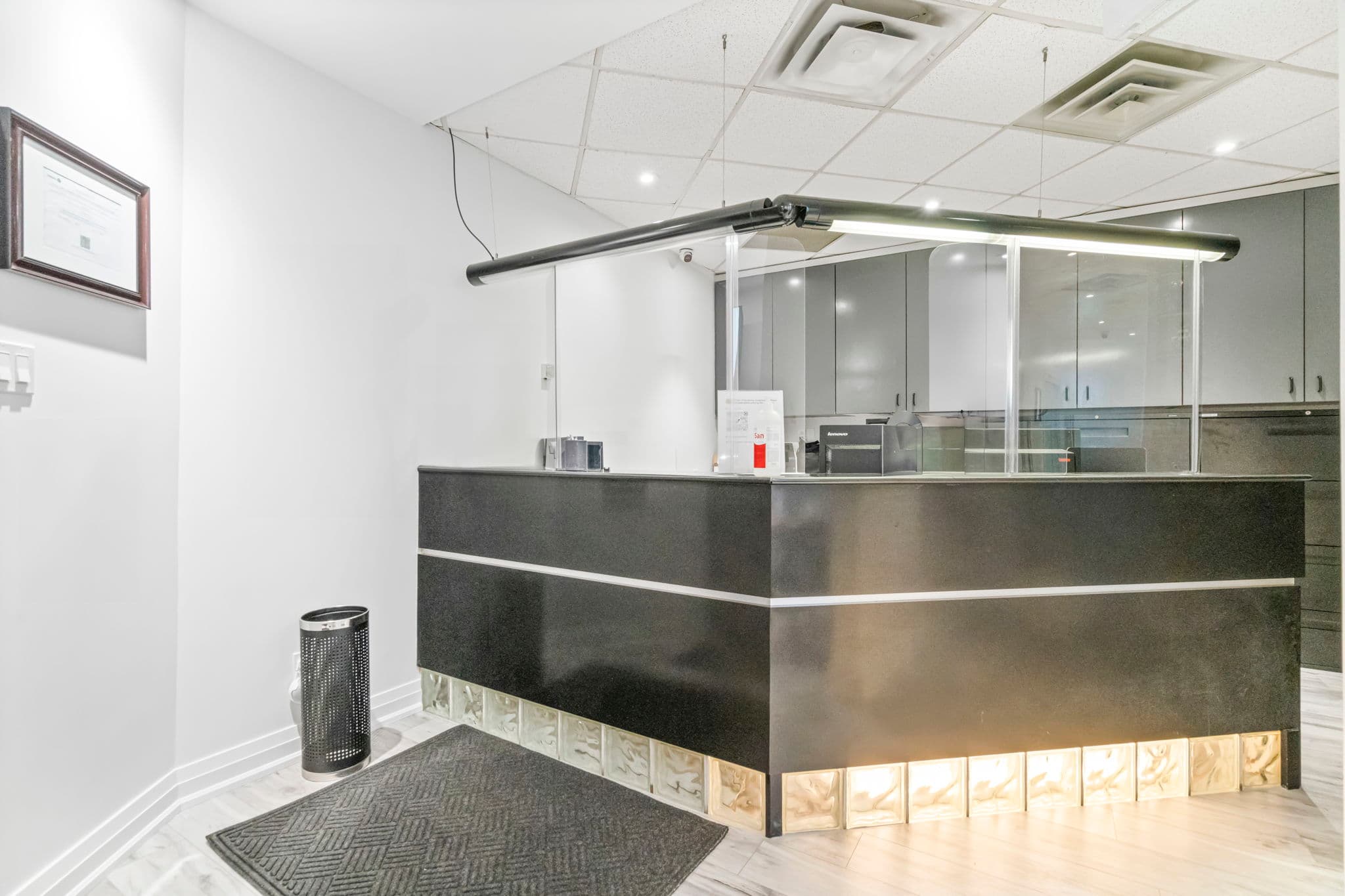 1033 Bay St. Unit 315 Toronto, ON M5S 3A5