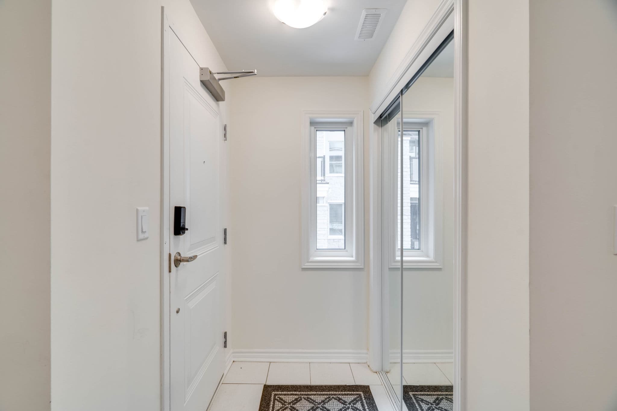 1034 Reflection Pl Unit 699 Pickering, ON L1X 2R2