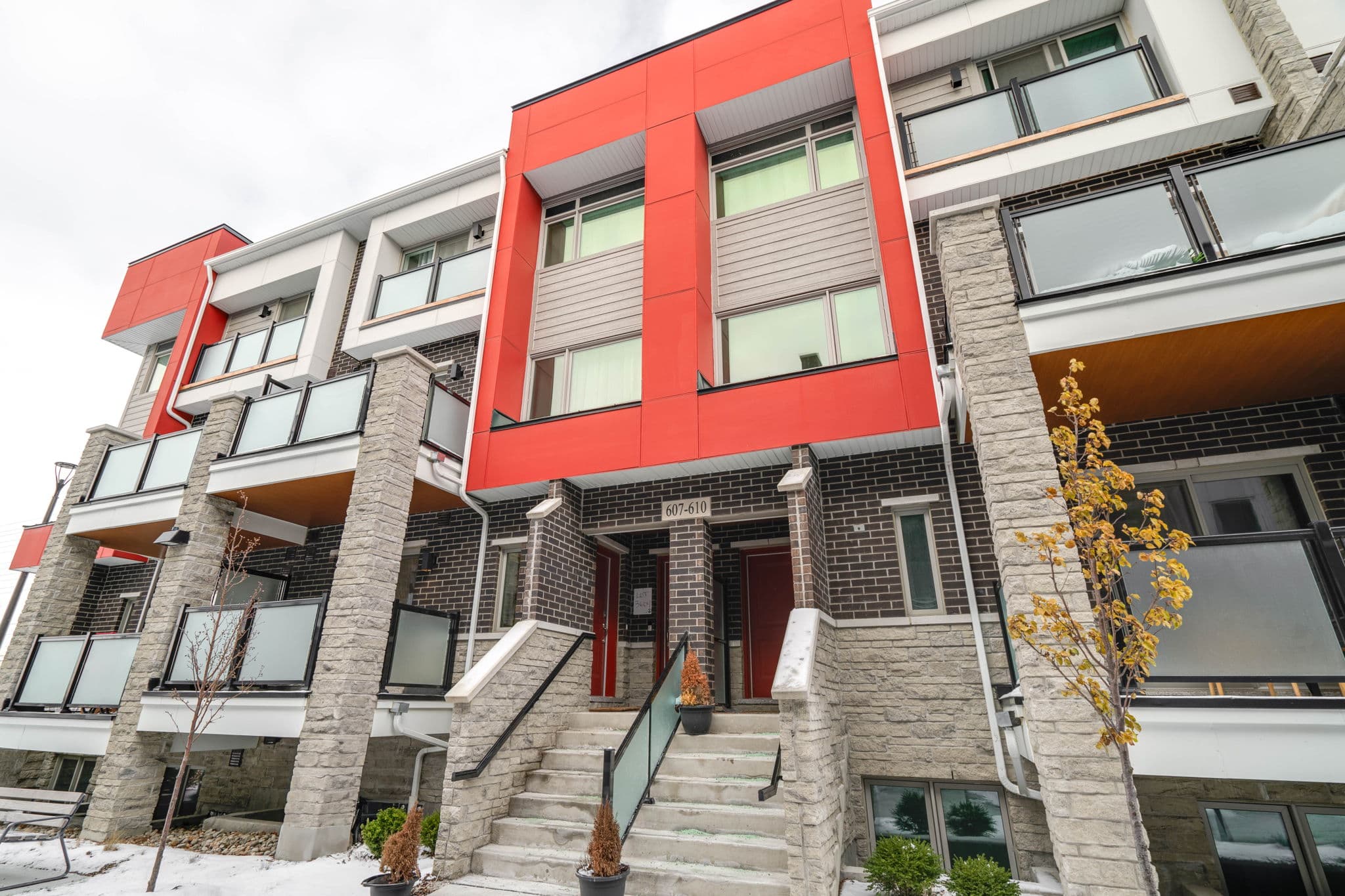 1034 Reflection Pl Unit 699 Pickering, ON L1X 2R2