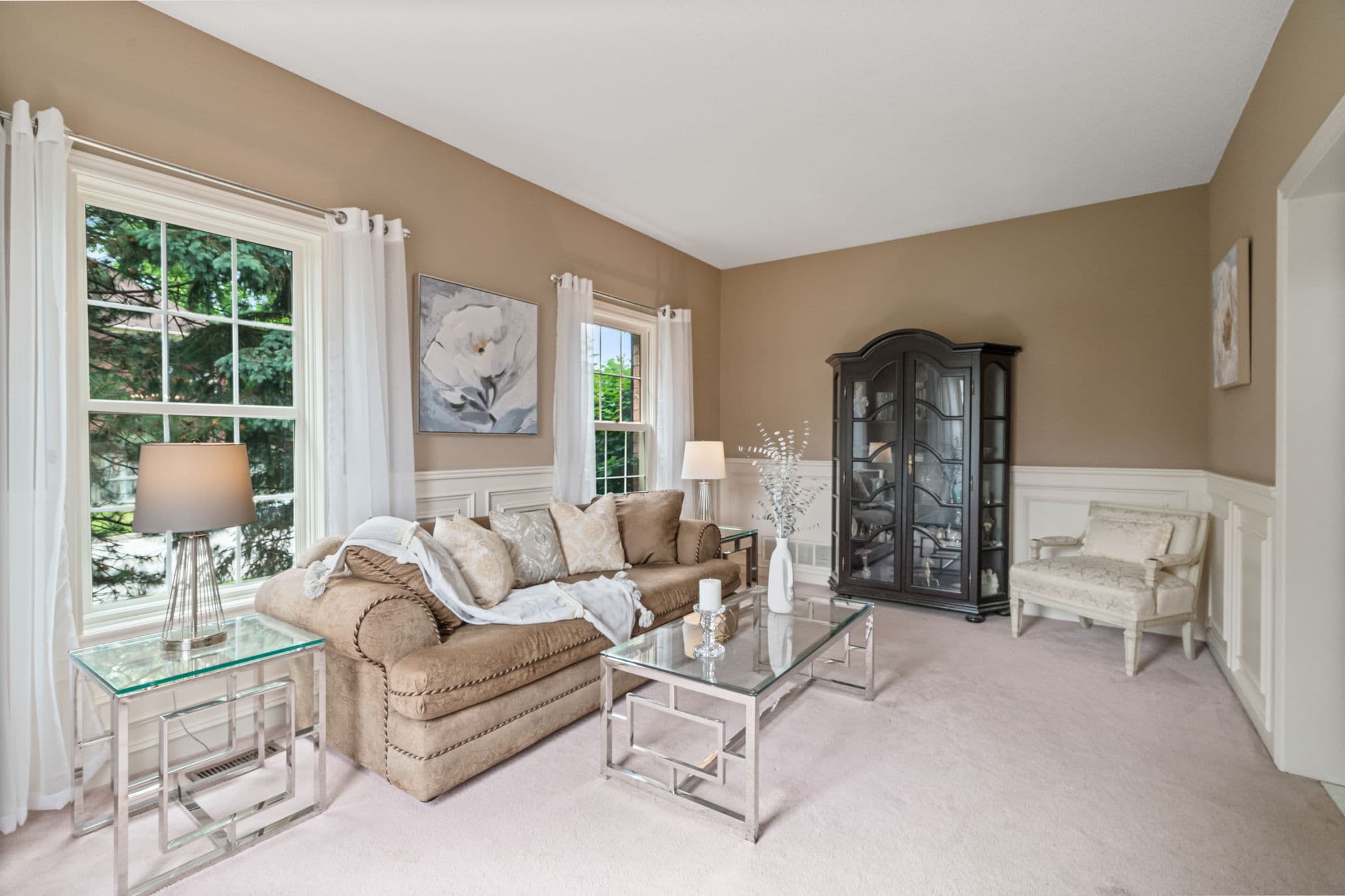 104 Regent St Richmond Hill, ON L4C 9P4