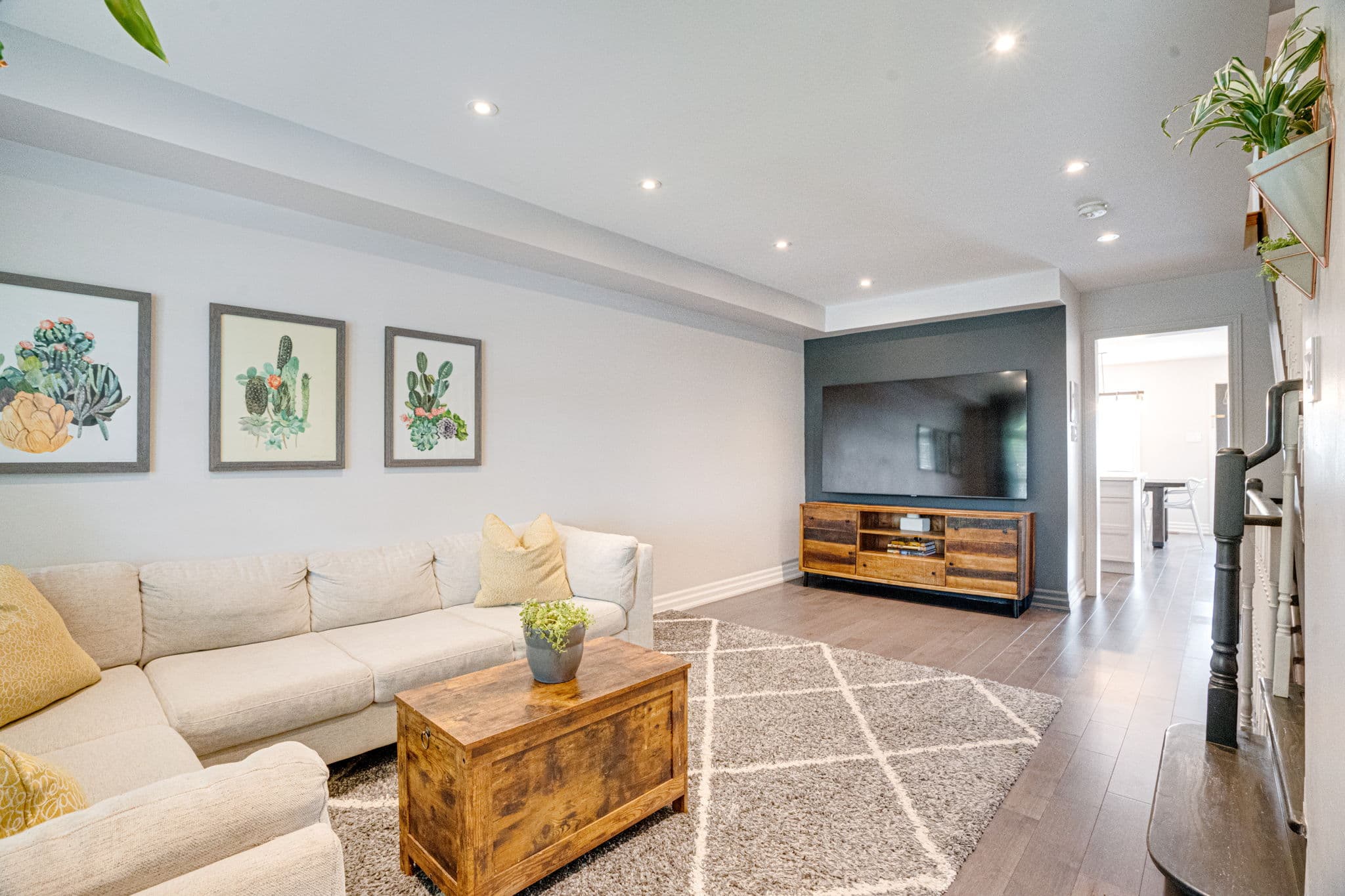 105 Turnberry Ave Toronto, ON M6N 1R2