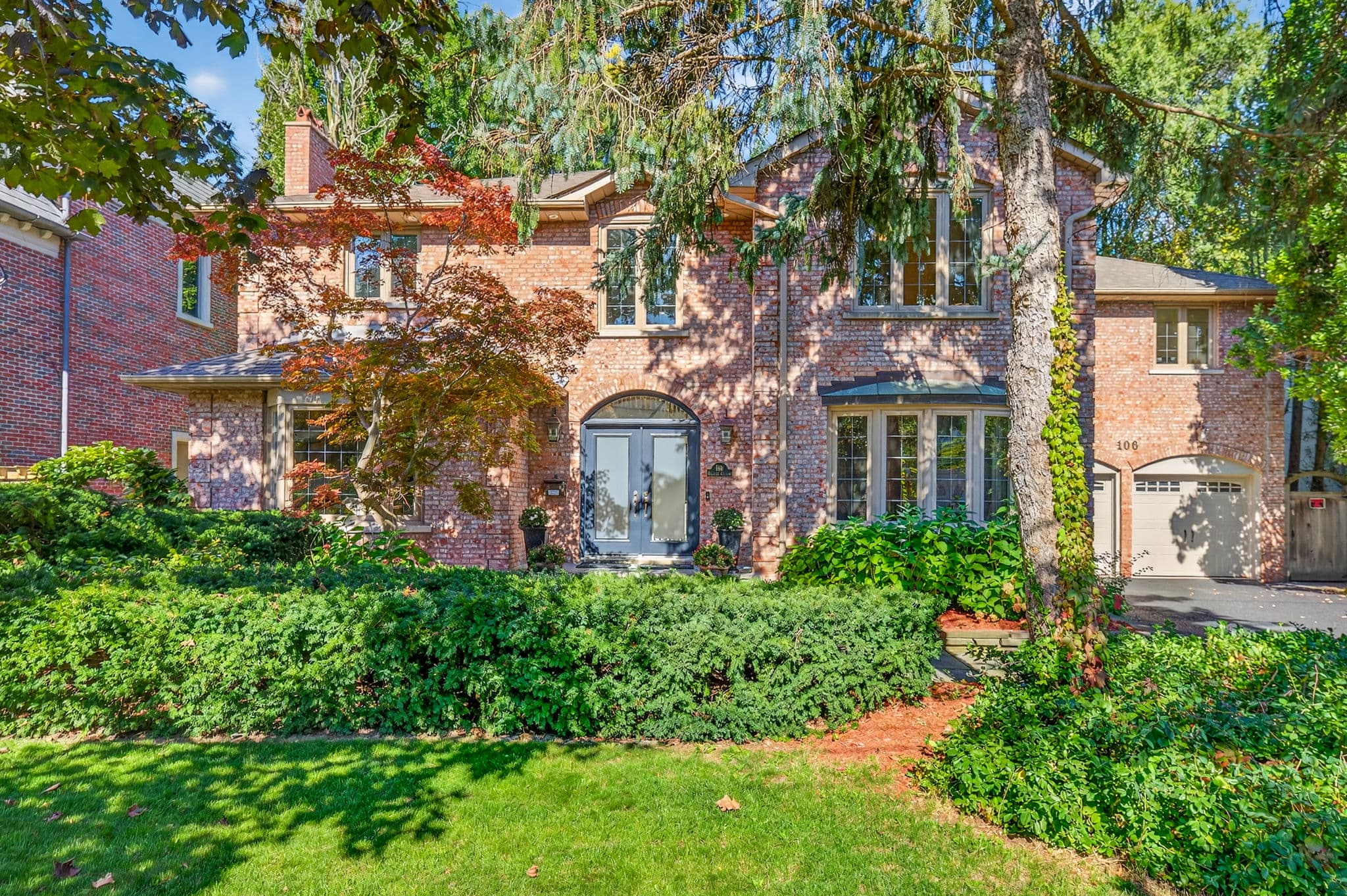 106 Highland Crescent Toronto, ON M2L 1H1