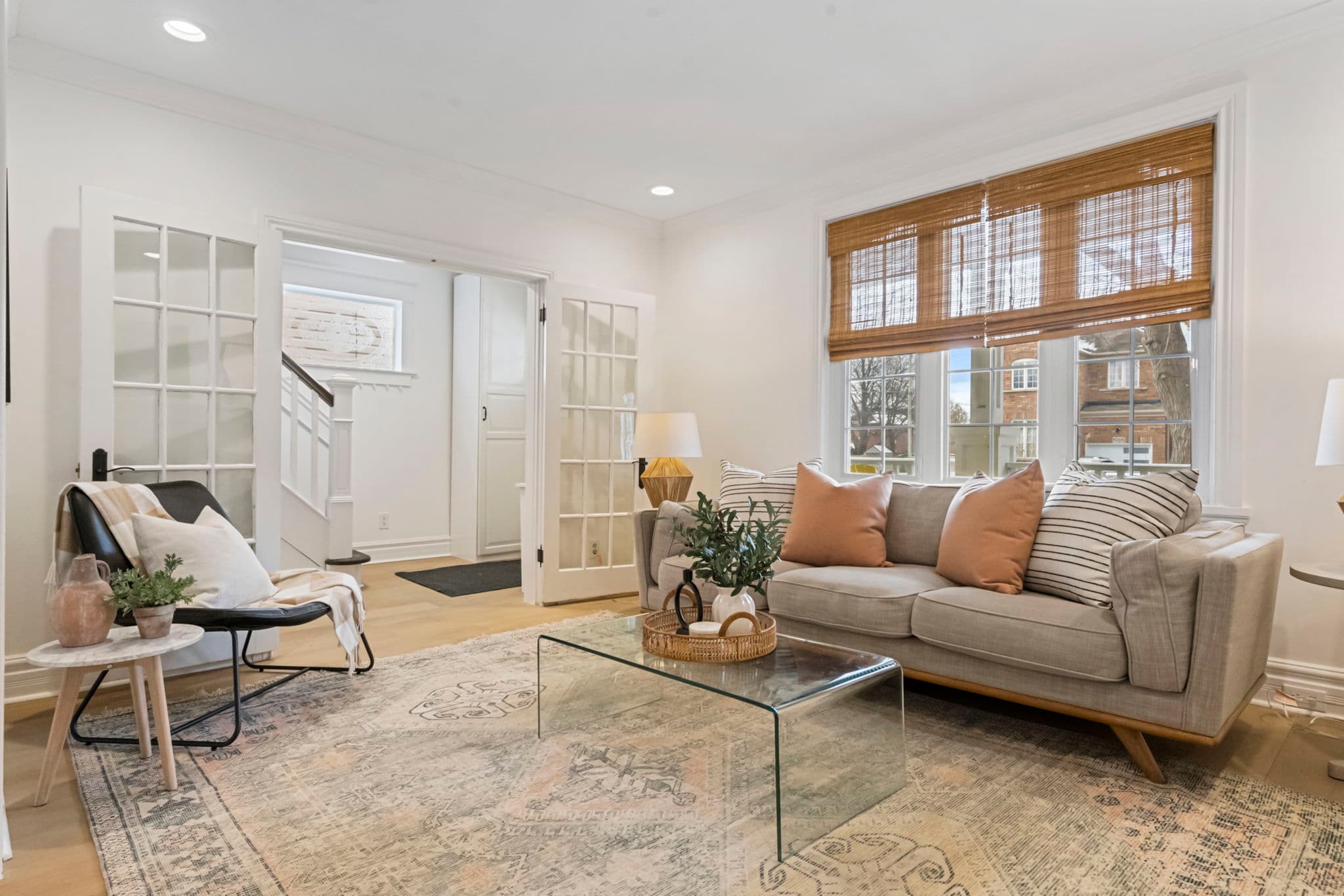 107 Eastwood Ave Toronto, ON M1N 3H4
