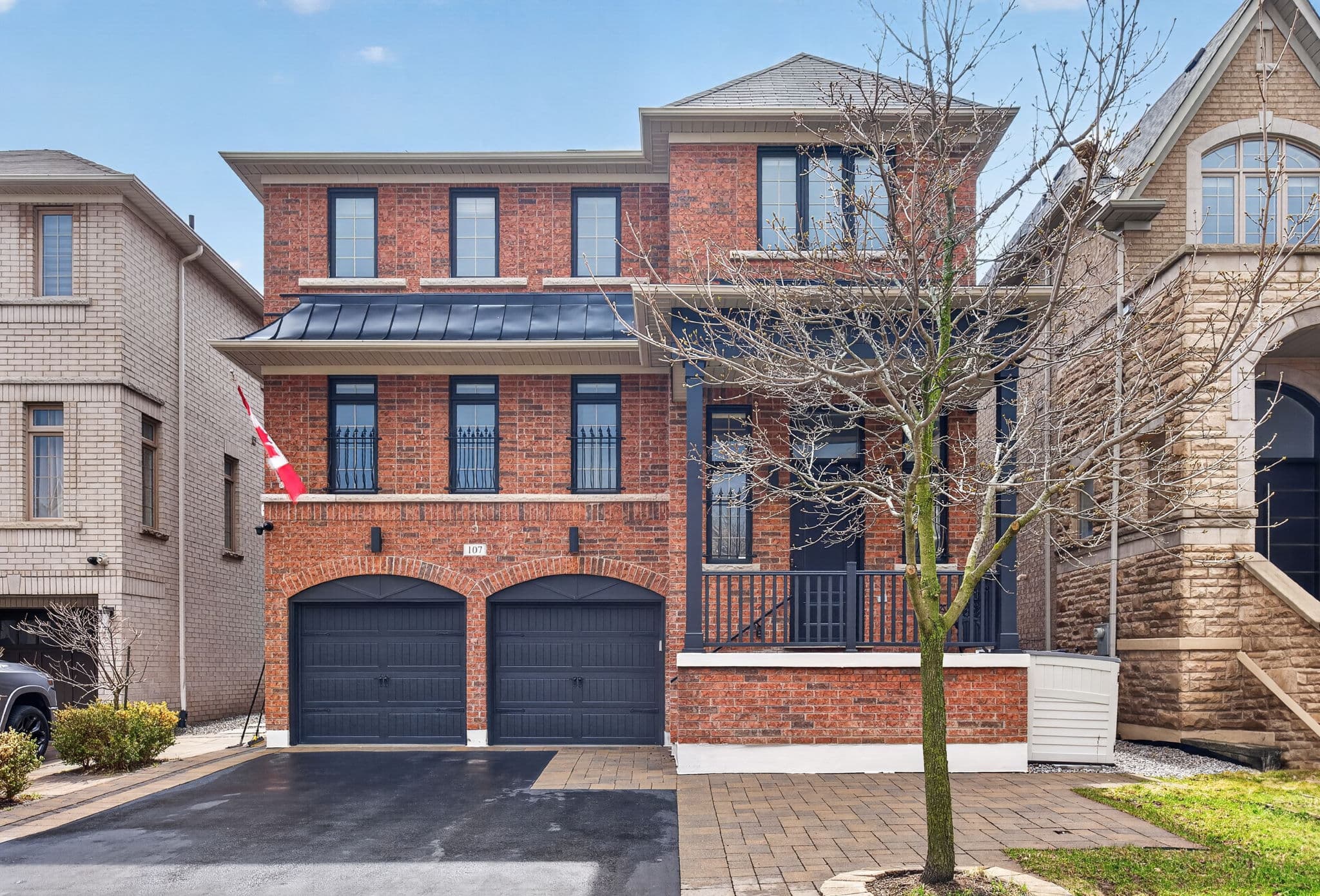 107 Rumsey Rd Vaughan, ON L6A 0W5