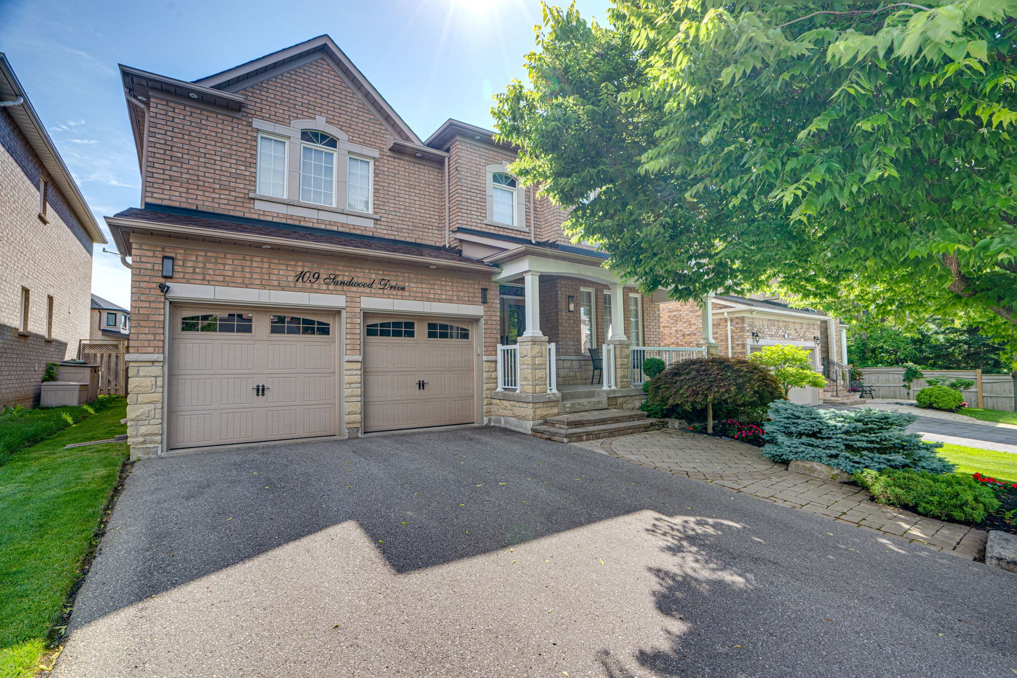109 Sandwood Dr Vaughan, ON L4J 8W4