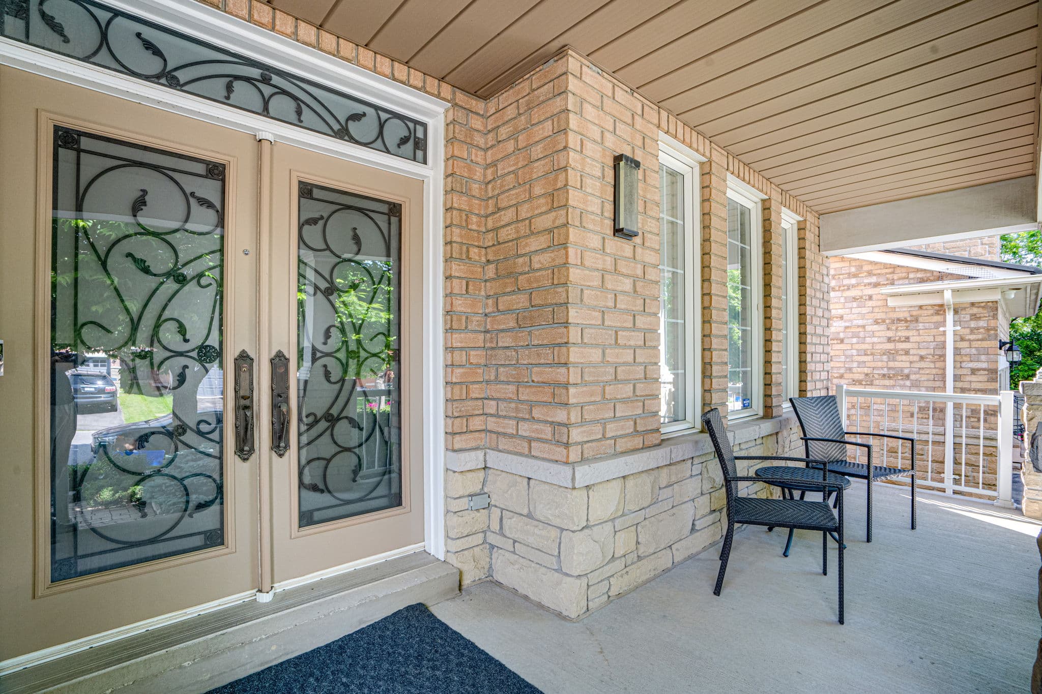 109 Sandwood Dr Vaughan, ON L4J 8W4