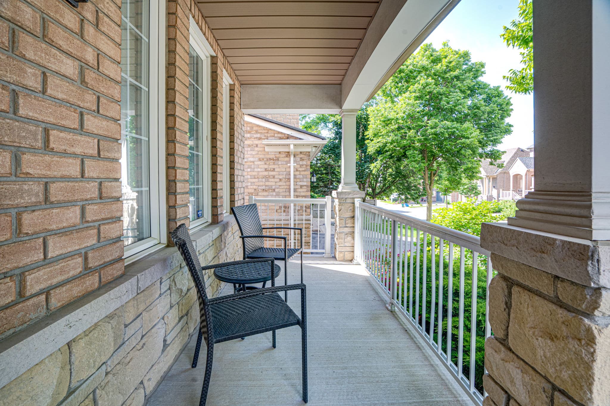 109 Sandwood Dr Vaughan, ON L4J 8W4