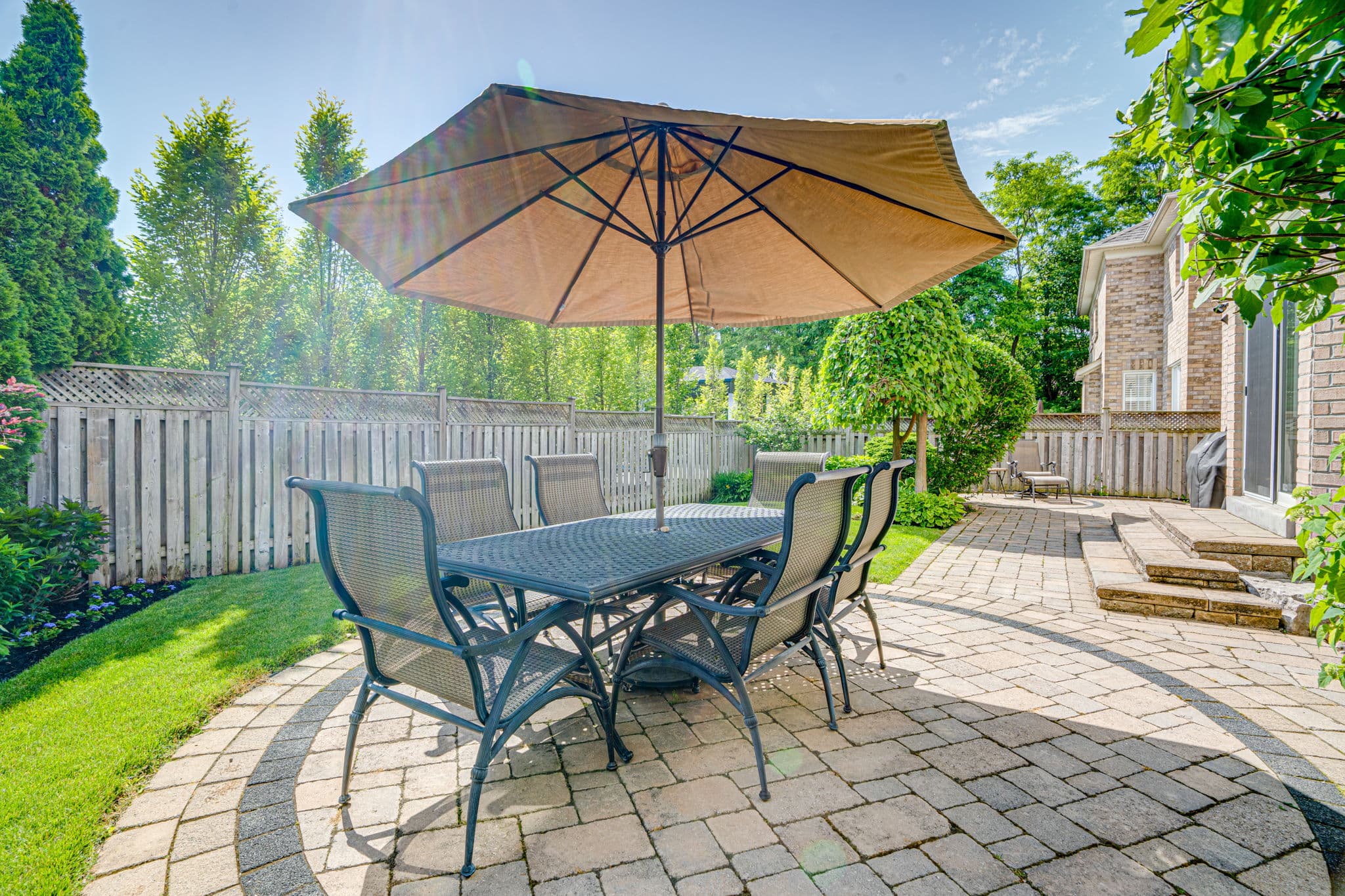 109 Sandwood Dr Vaughan, ON L4J 8W4