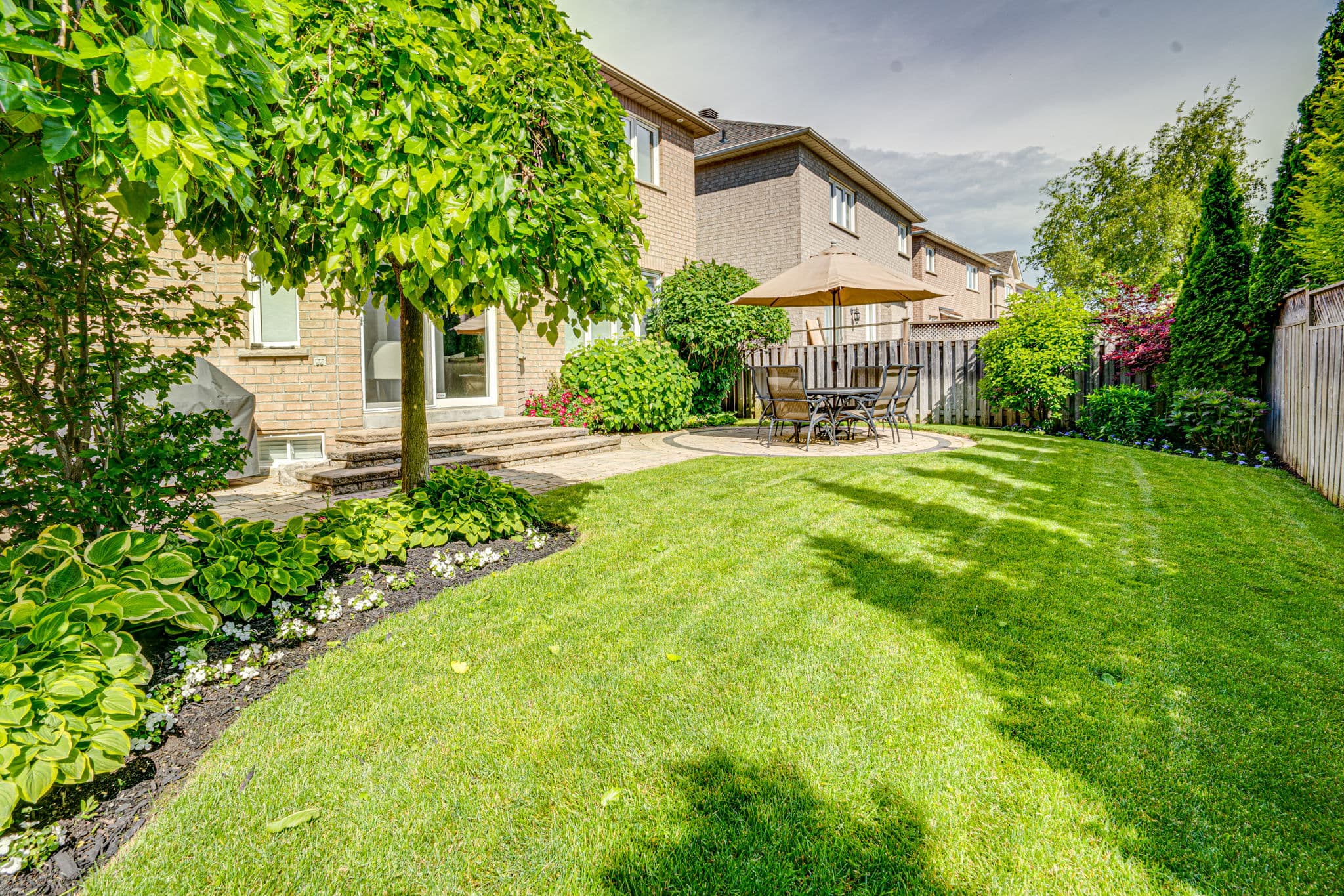 109 Sandwood Dr Vaughan, ON L4J 8W4