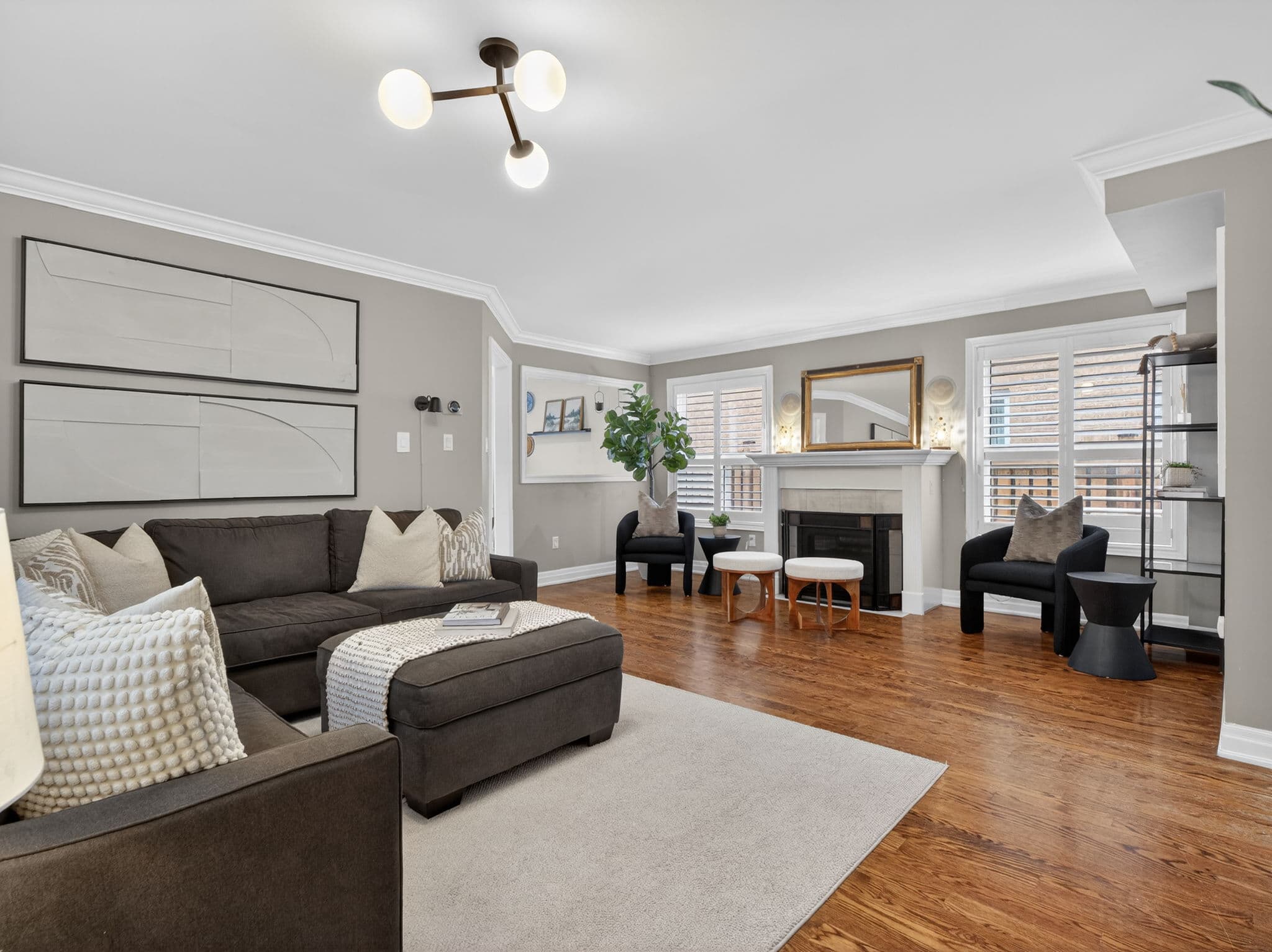 11 Bestview Crescent Vaughan, ON L6A 3S8
