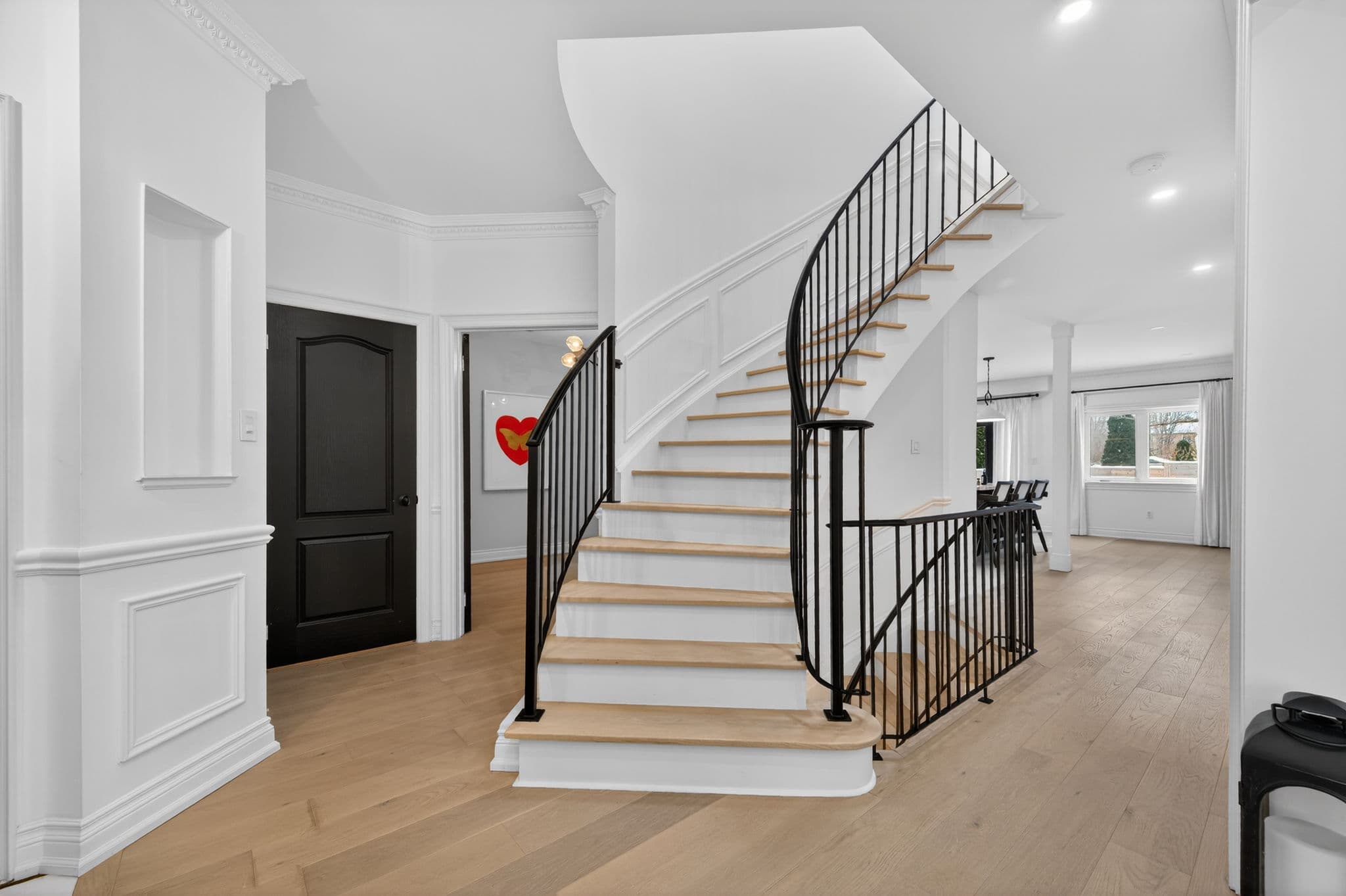 11 Malka Gate Vaughan, ON L4J 8H4