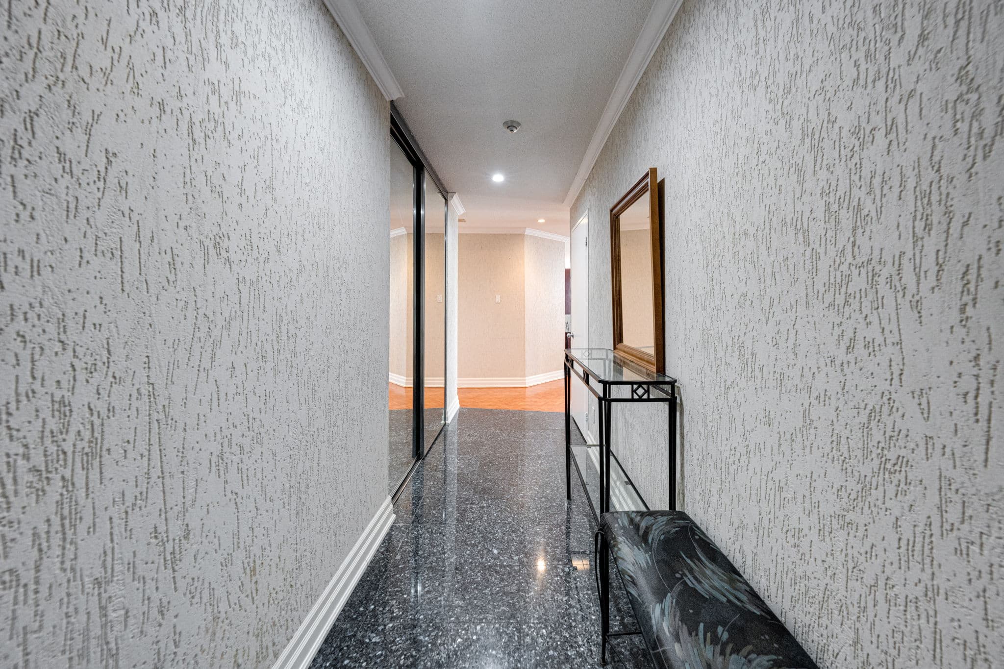1101 Steeles Ave W PH-103 Toronto, ON M2R 3W5