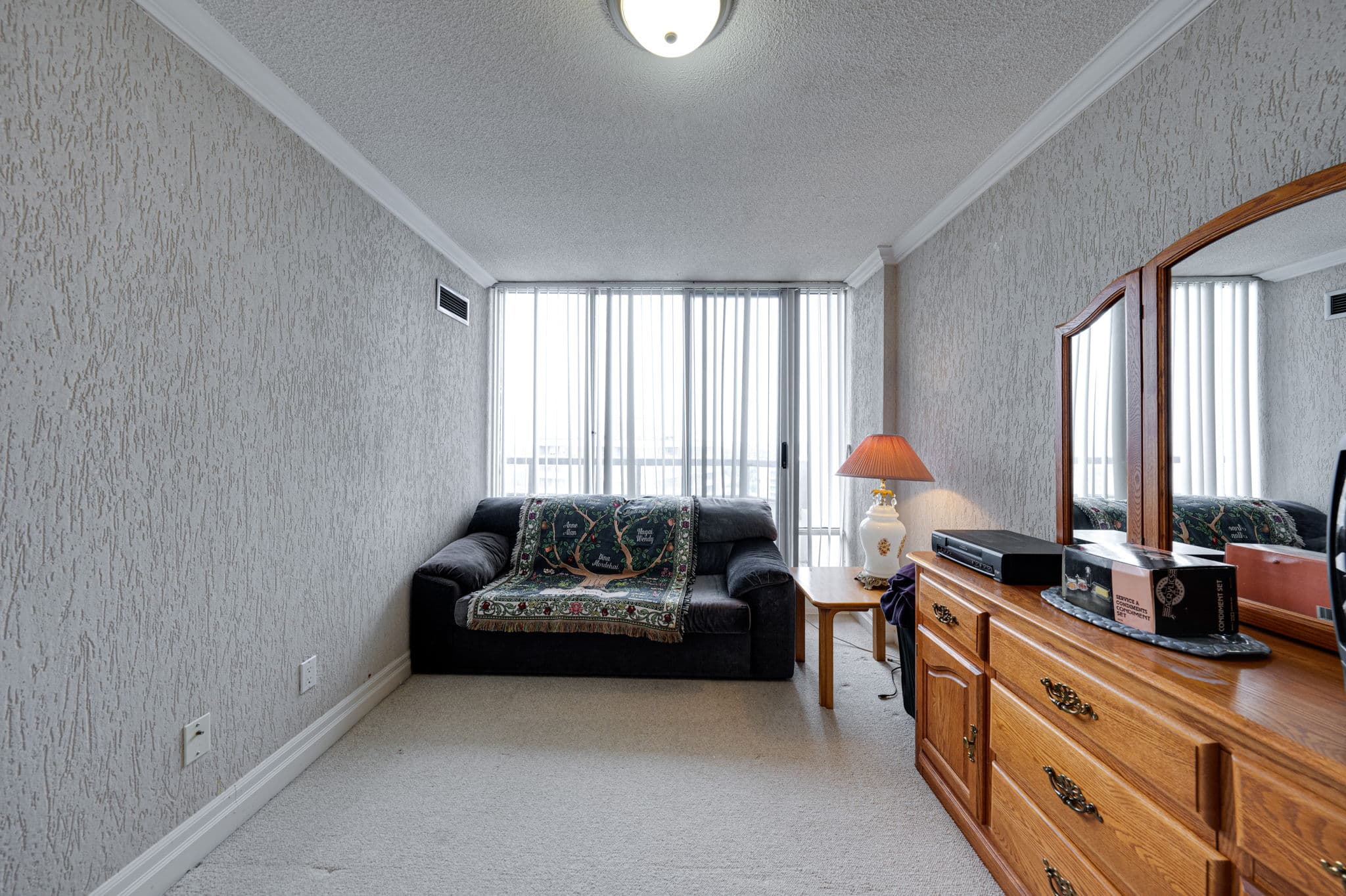 1101 Steeles Ave W PH-103 Toronto, ON M2R 3W5