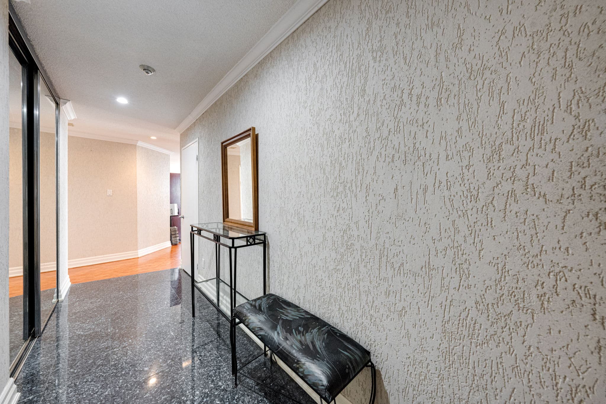 1101 Steeles Ave W PH-103 Toronto, ON M2R 3W5