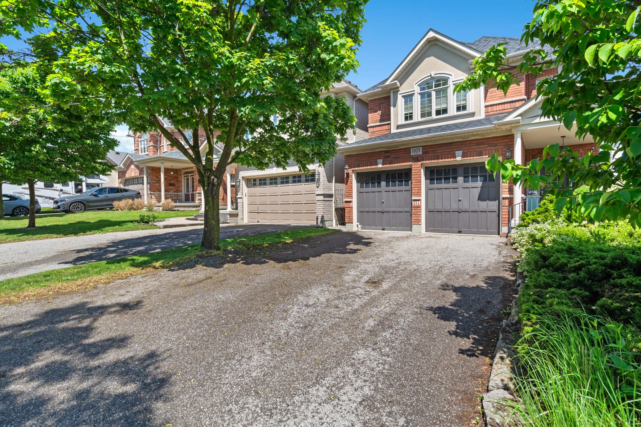 1105 Centre St S Whitby, ON L1N 4X7