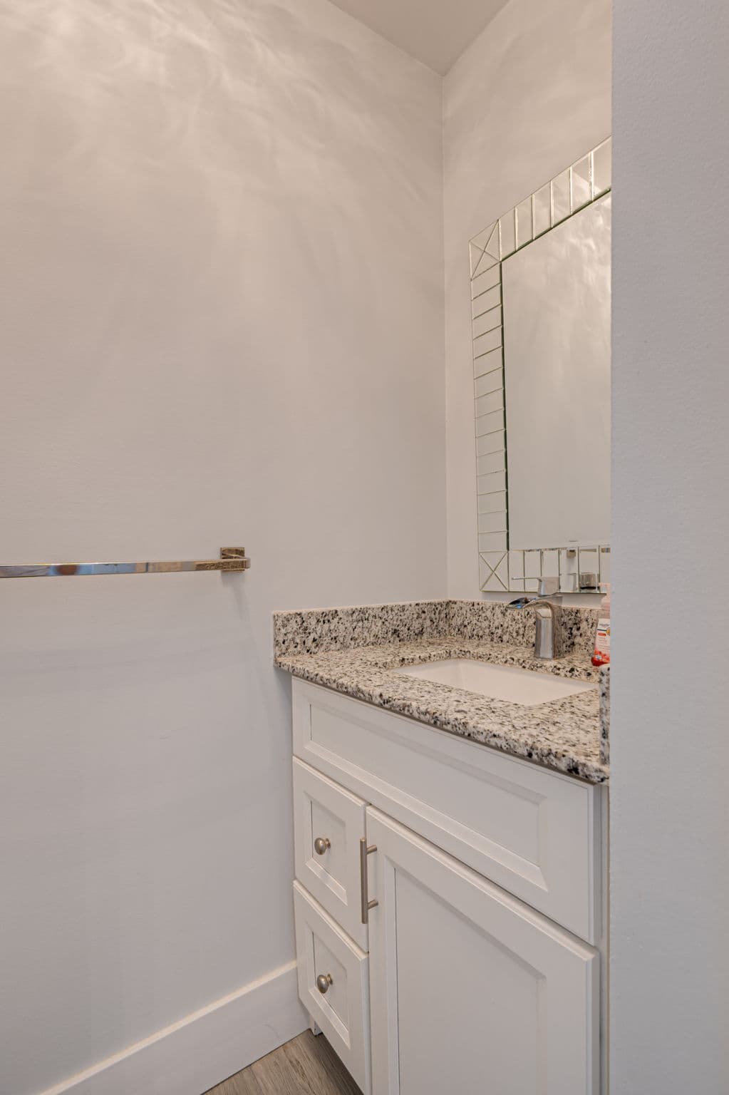 112 Downing Blvd Vaughan, ON L4J 7M2