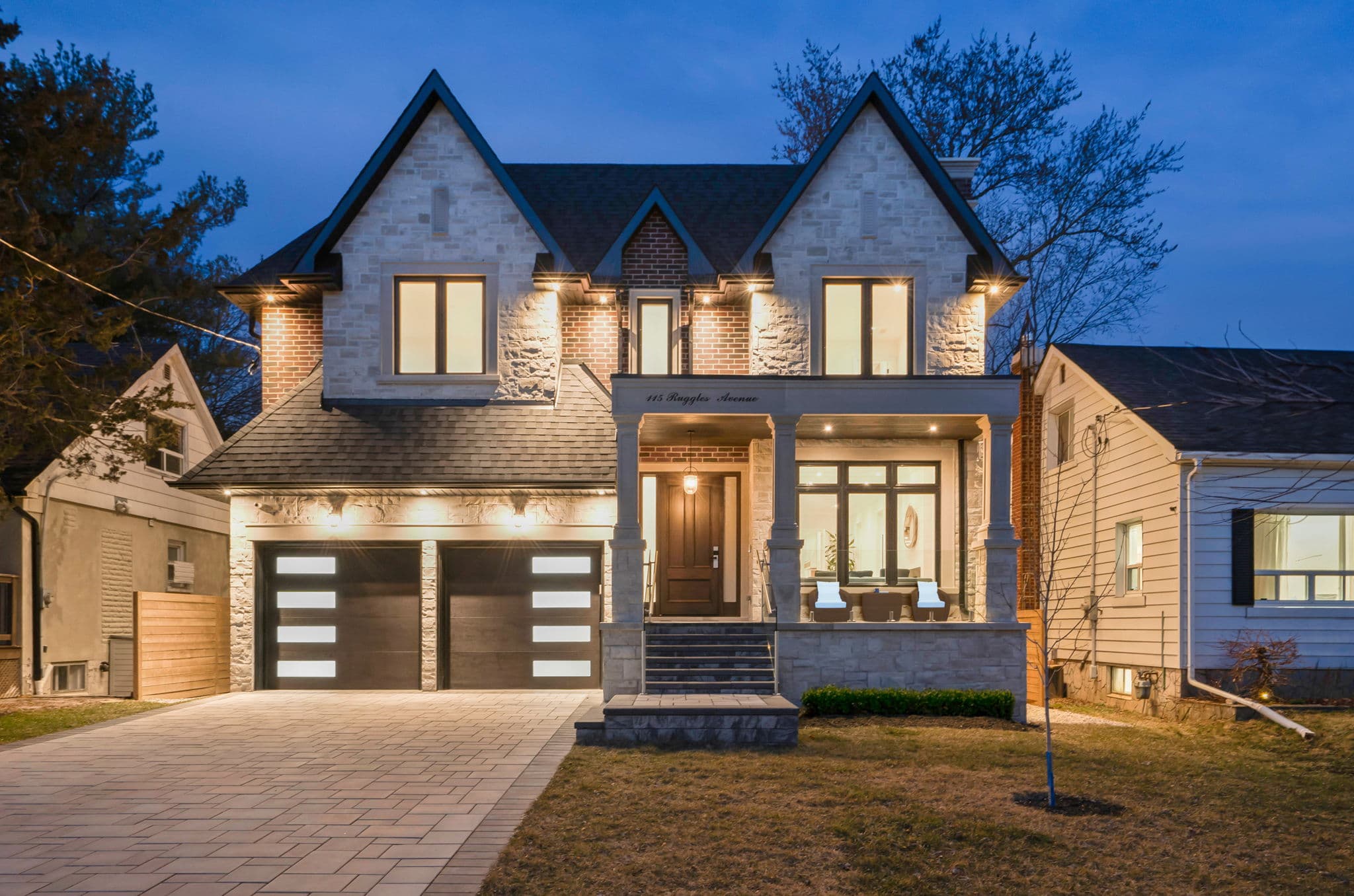 115 Ruggles Ave Richmond Hill, ON L4C 1Y3